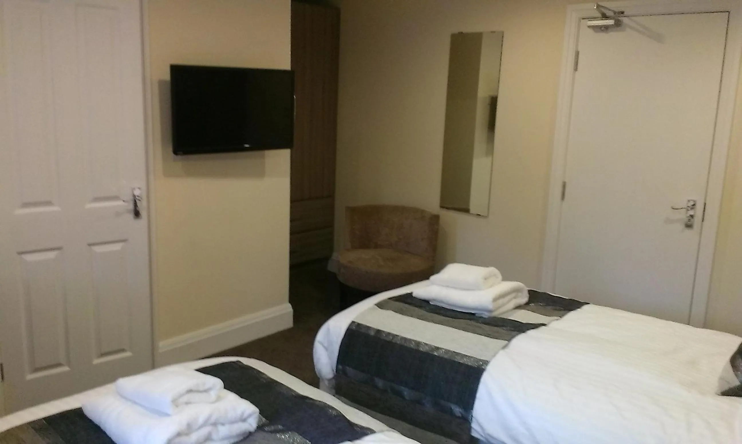 Decorative detail, Bed in Queens arms country inn