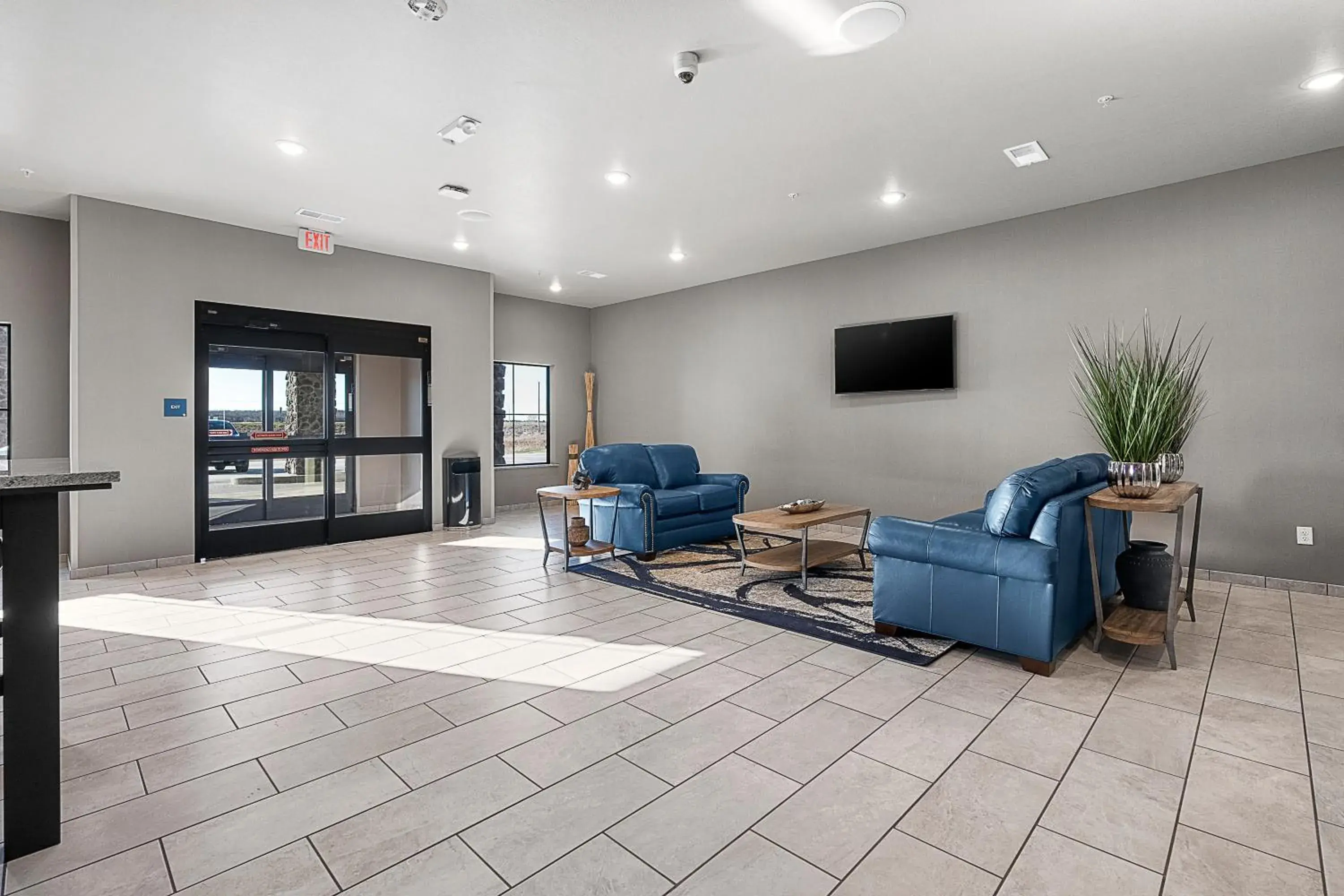 Lobby or reception in Riverstone Suites by Cobblestone Hotels - Chippewa Falls Lobby or reception in Riverstone Suites by Cobblestone Hotels - Chippewa Falls