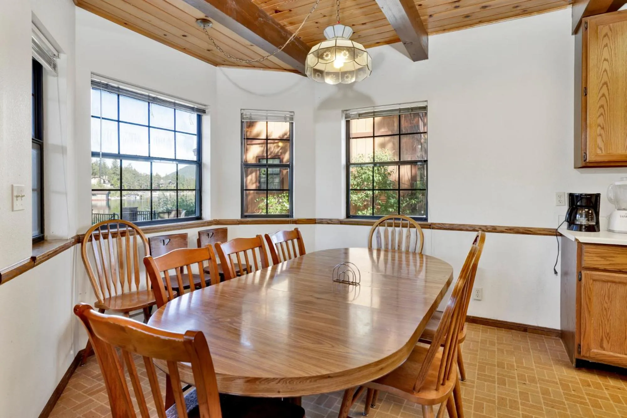 Dining area in Breezy one #112