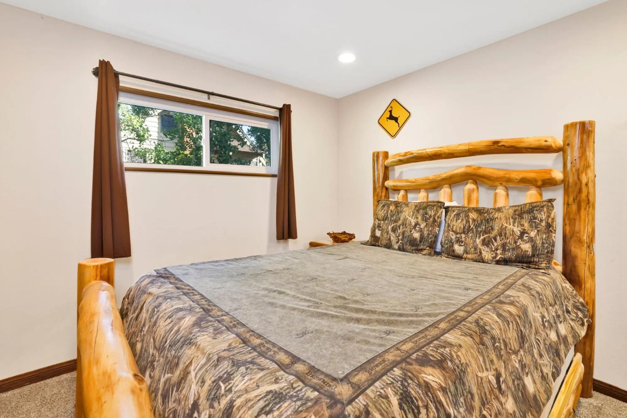 Bed in Mountain fun #1729