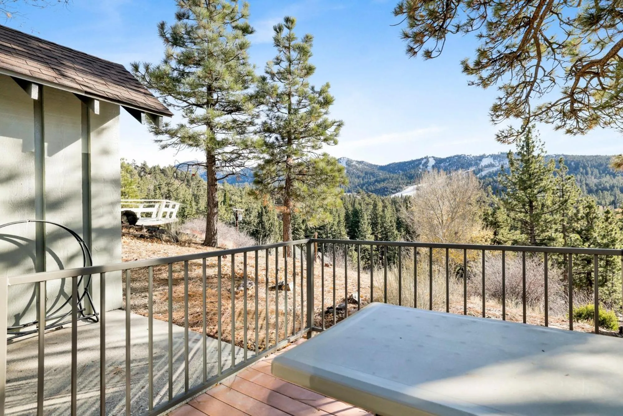 Balcony/Terrace in Scenic retreat #1772