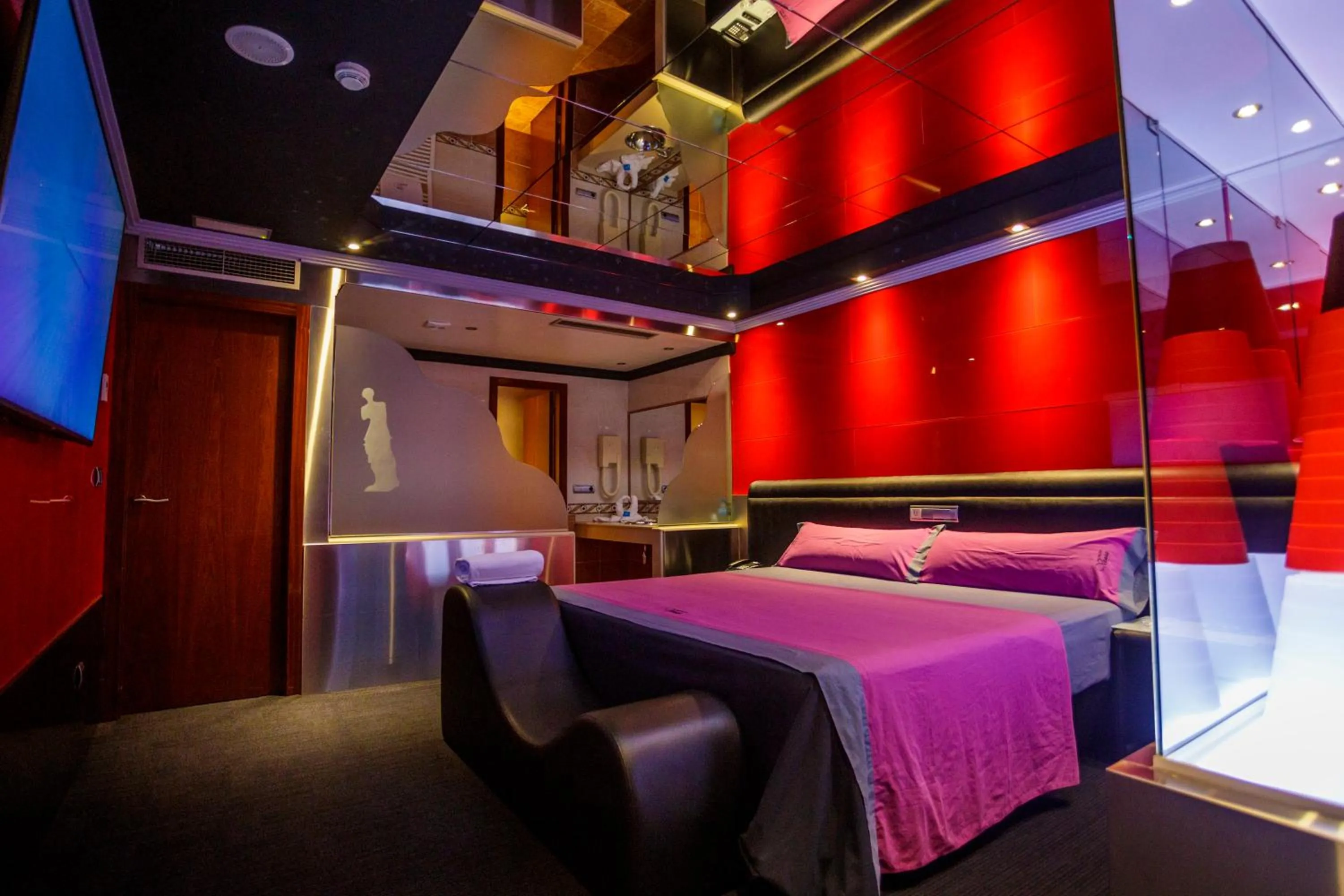 Bed in Motel Venus Pontevedra