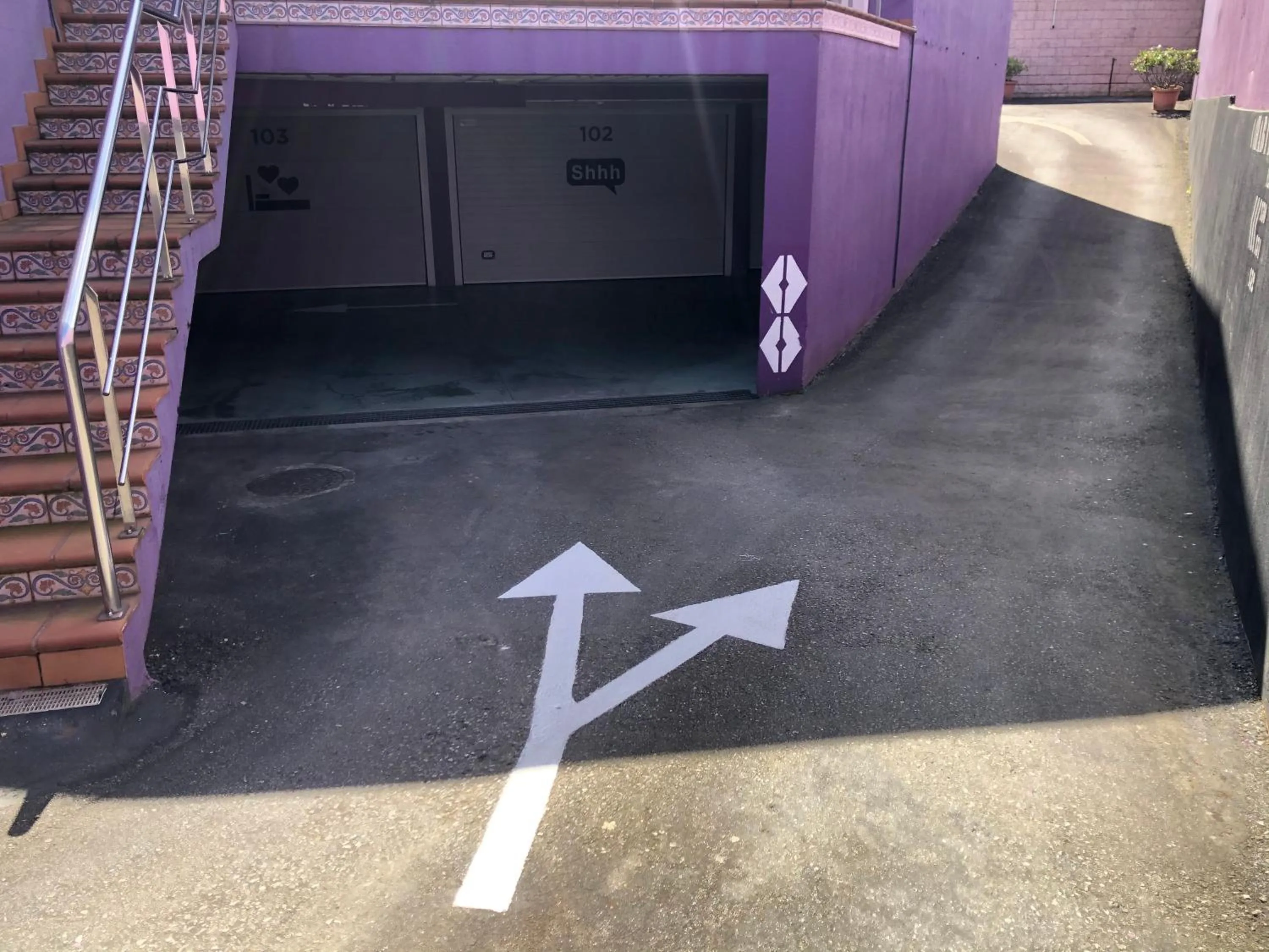 Property building in Motel Venus Pontevedra