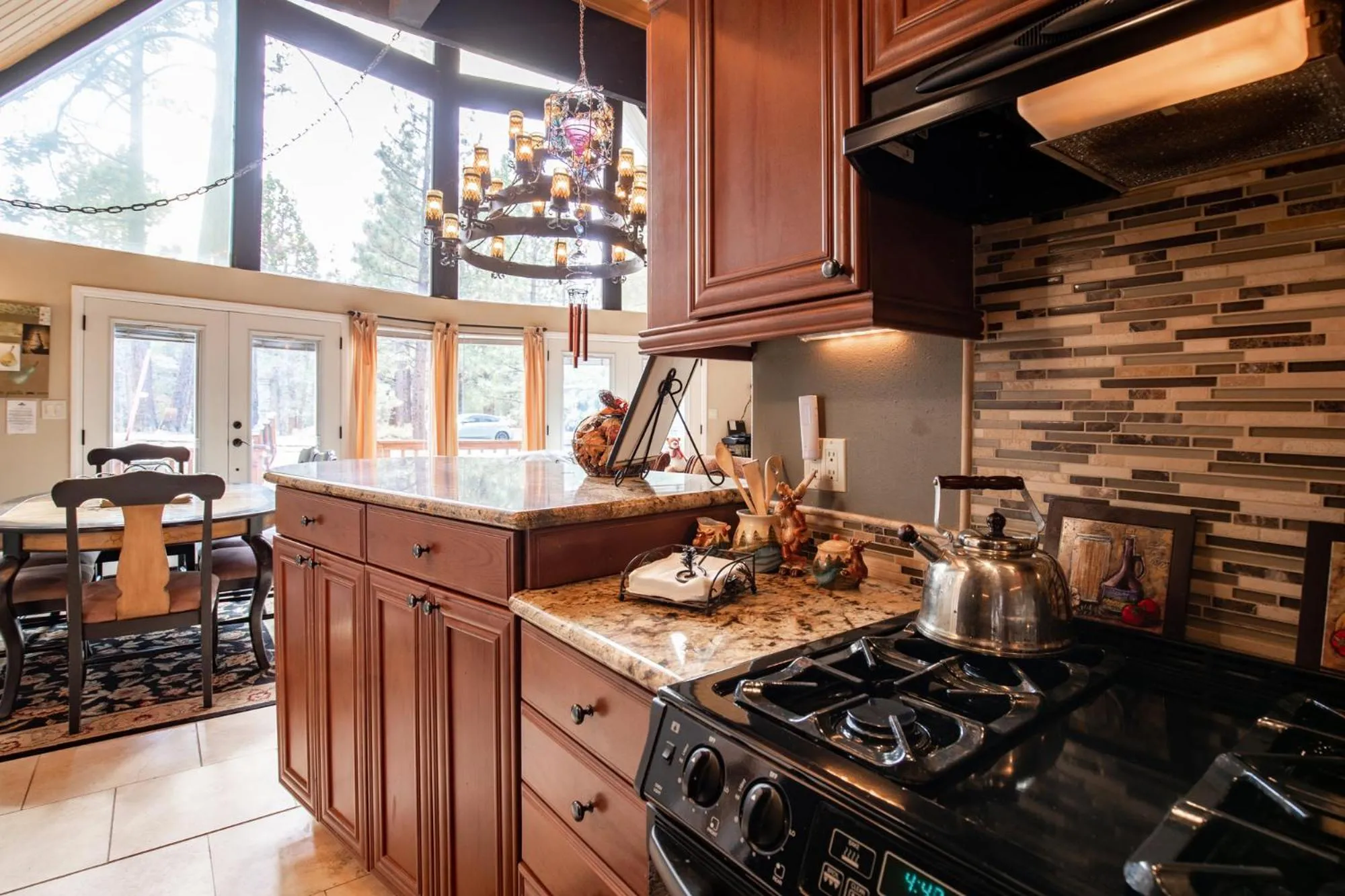 Kitchen or kitchenette in Living the dream #1807