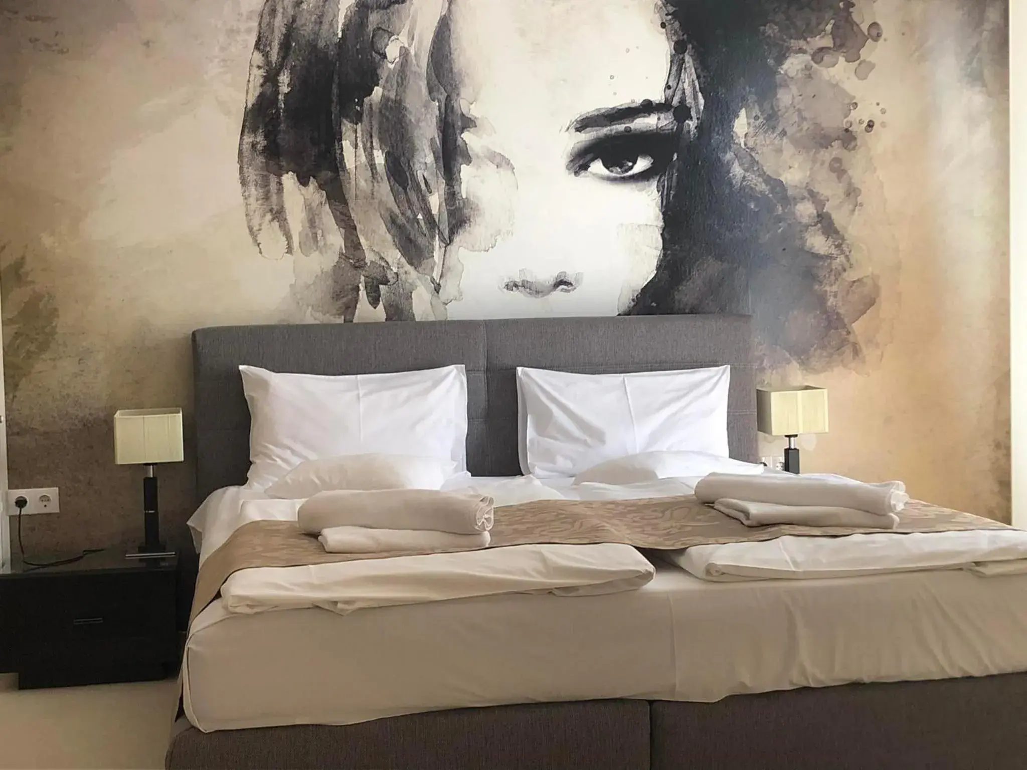 Suite with Balcony - single occupancy in Hotel Brill Orosháza Suite with Balcony - single occupancy in Hotel Brill Orosháza