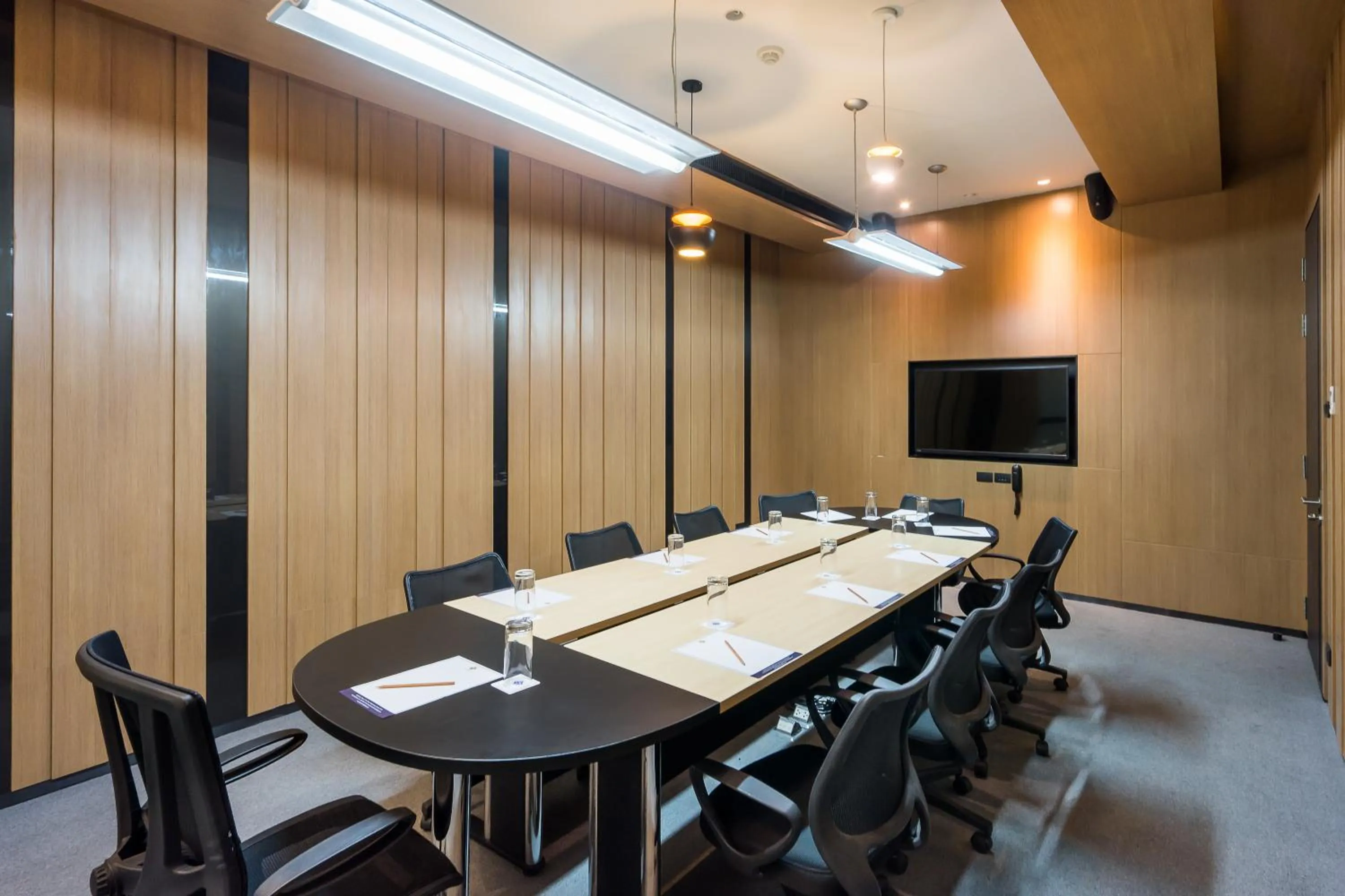 Meeting/conference room in Siamese Hotel Pattaya, BW Signature Collection