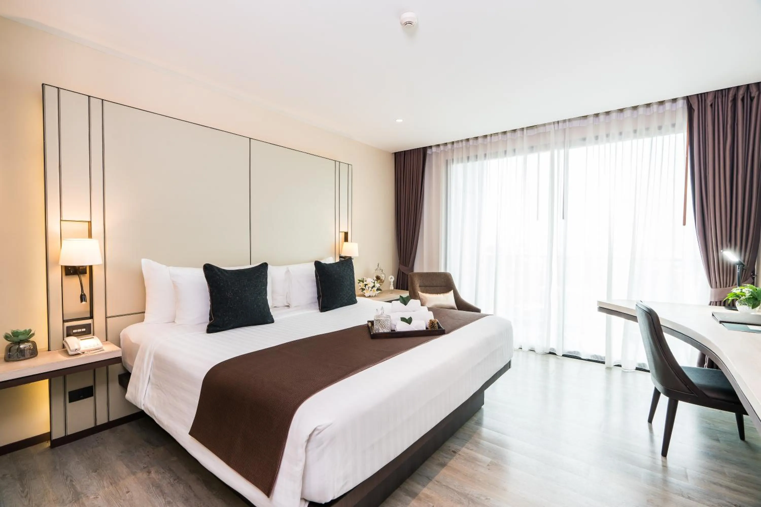 Bedroom, Bed in Siamese Hotel Pattaya, BW Signature Collection