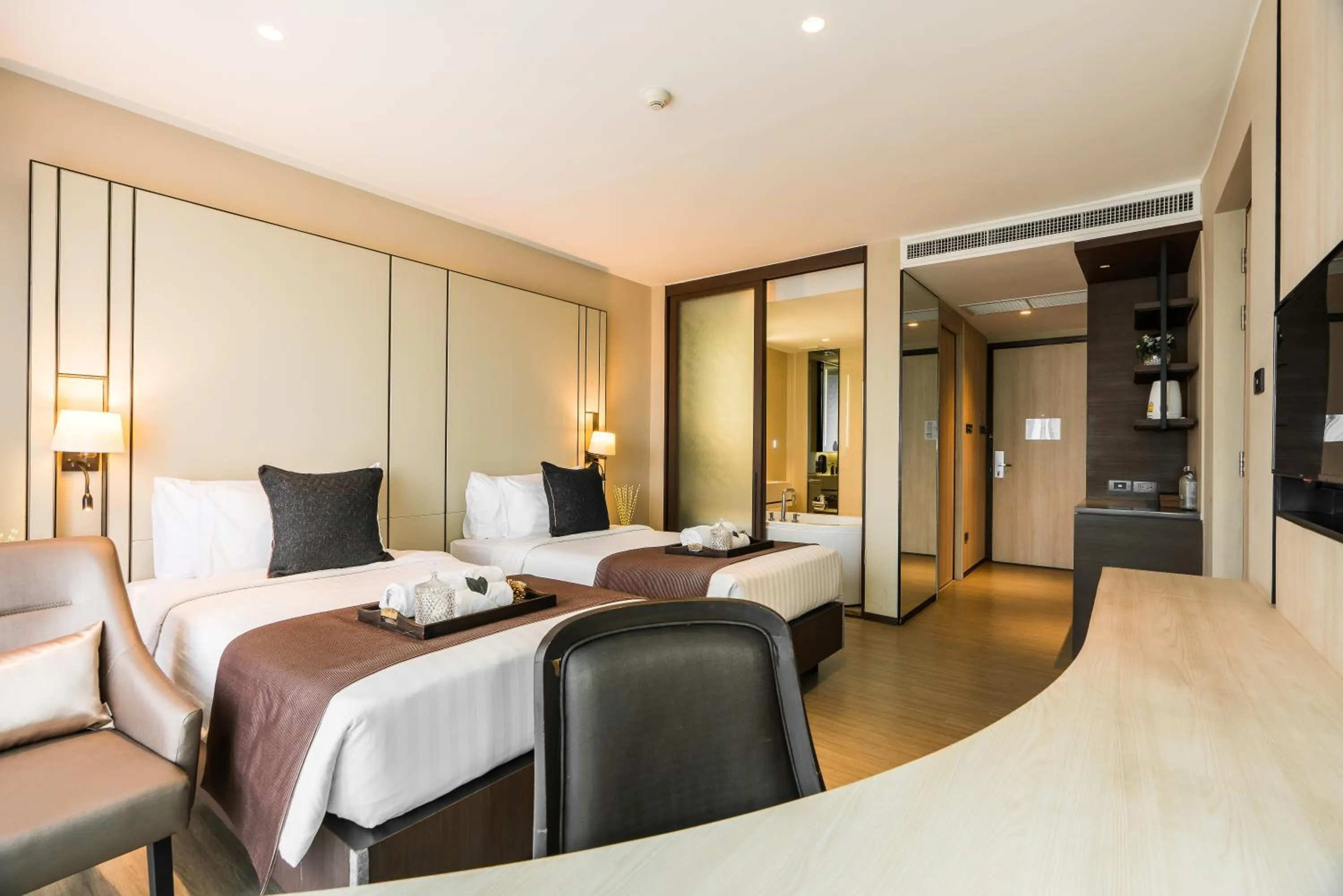 View (from property/room), Bed in Siamese Hotel Pattaya, BW Signature Collection