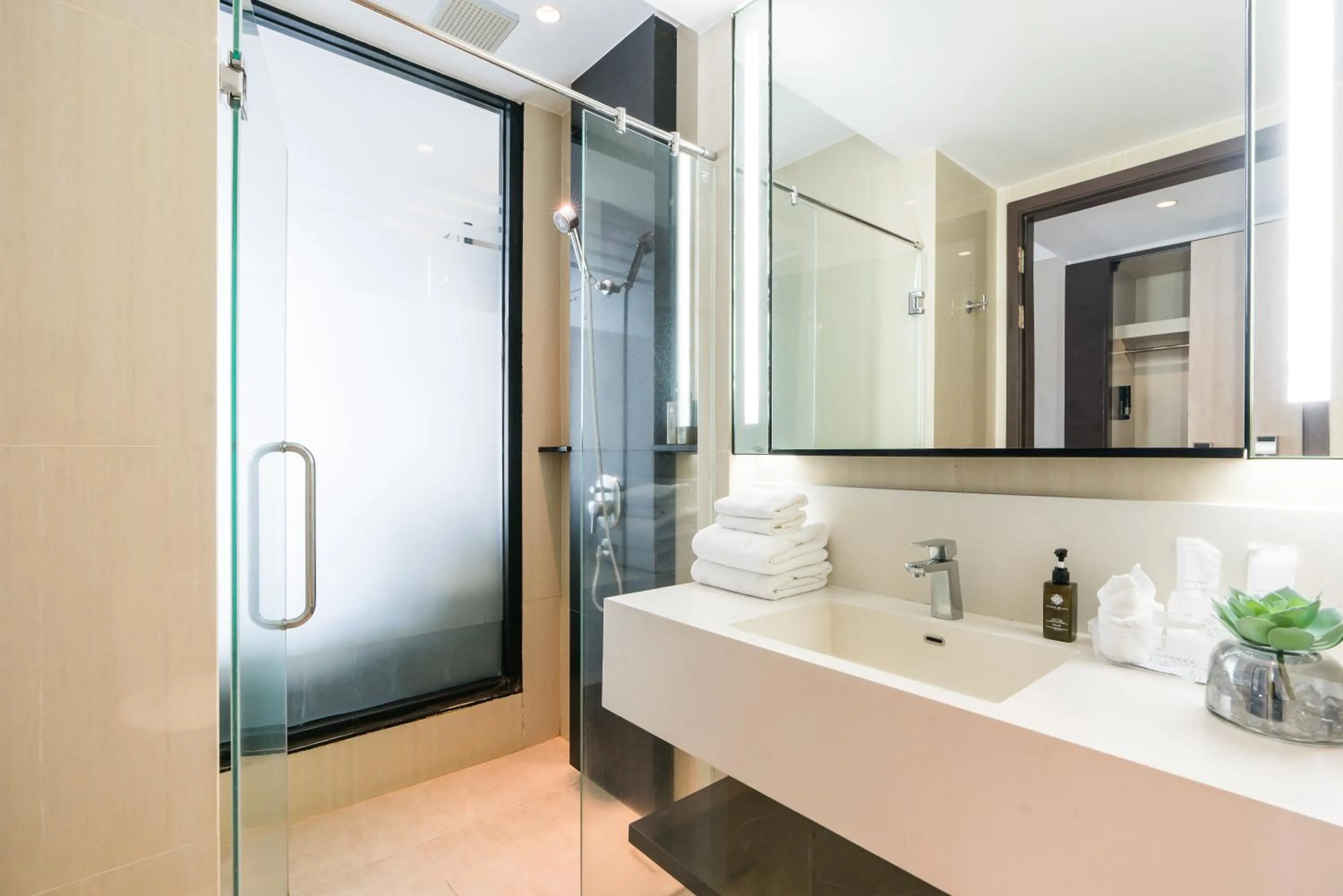 Bathroom in Siamese Hotel Pattaya, BW Signature Collection