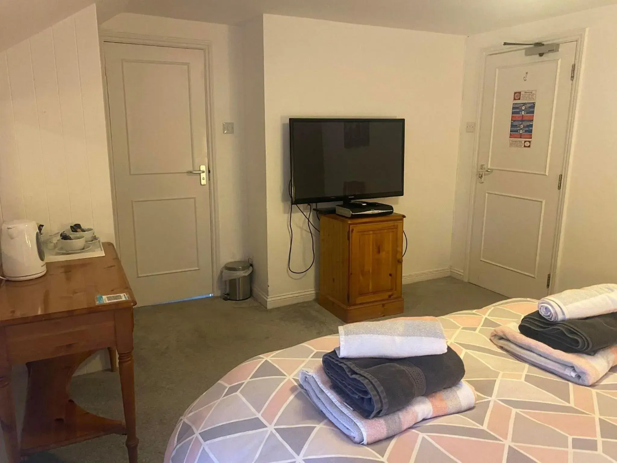 Bedroom in The Farmers Arms Bedroom in The Farmers Arms