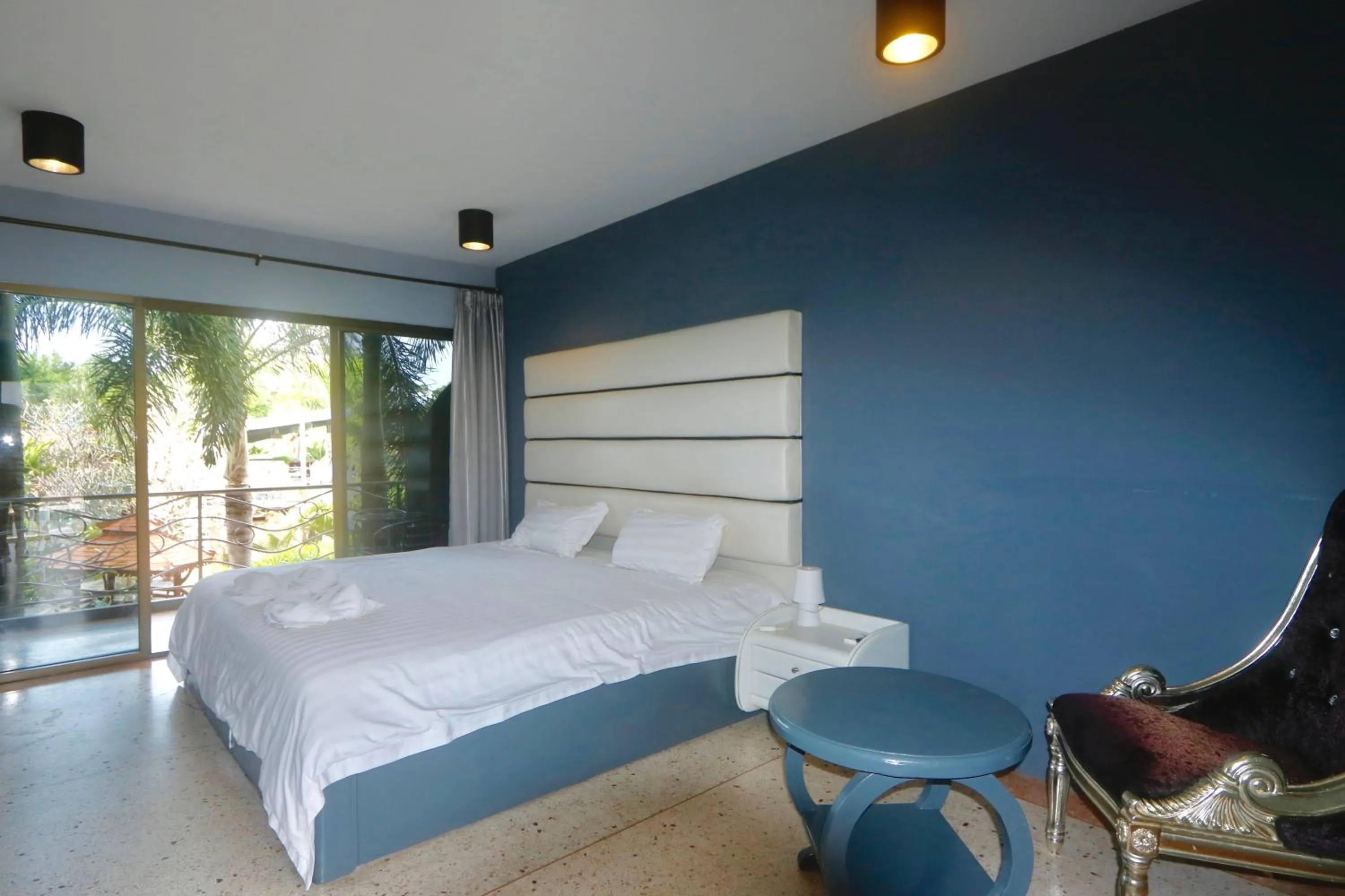 Bed in Momento Resort