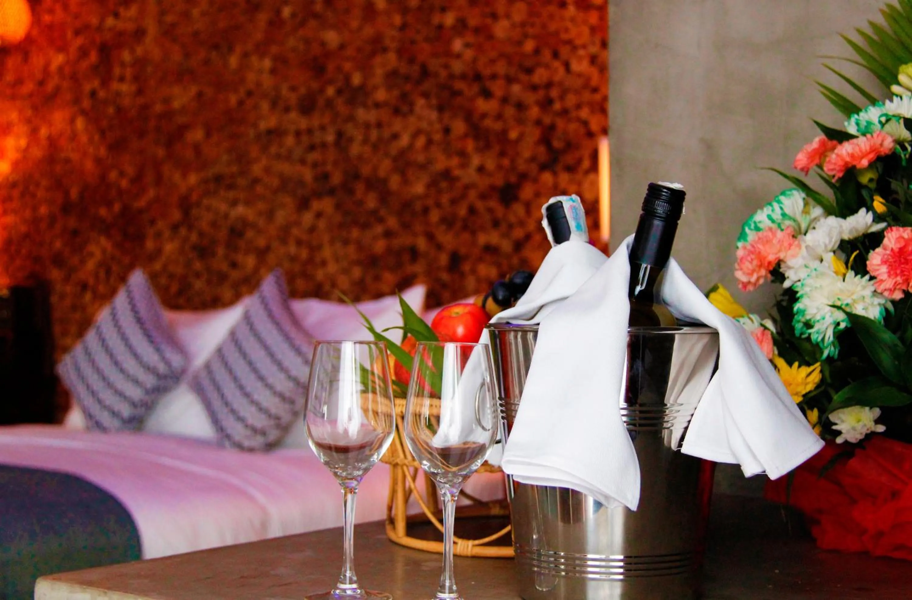 Living room in Cambana d'Angkor Suites