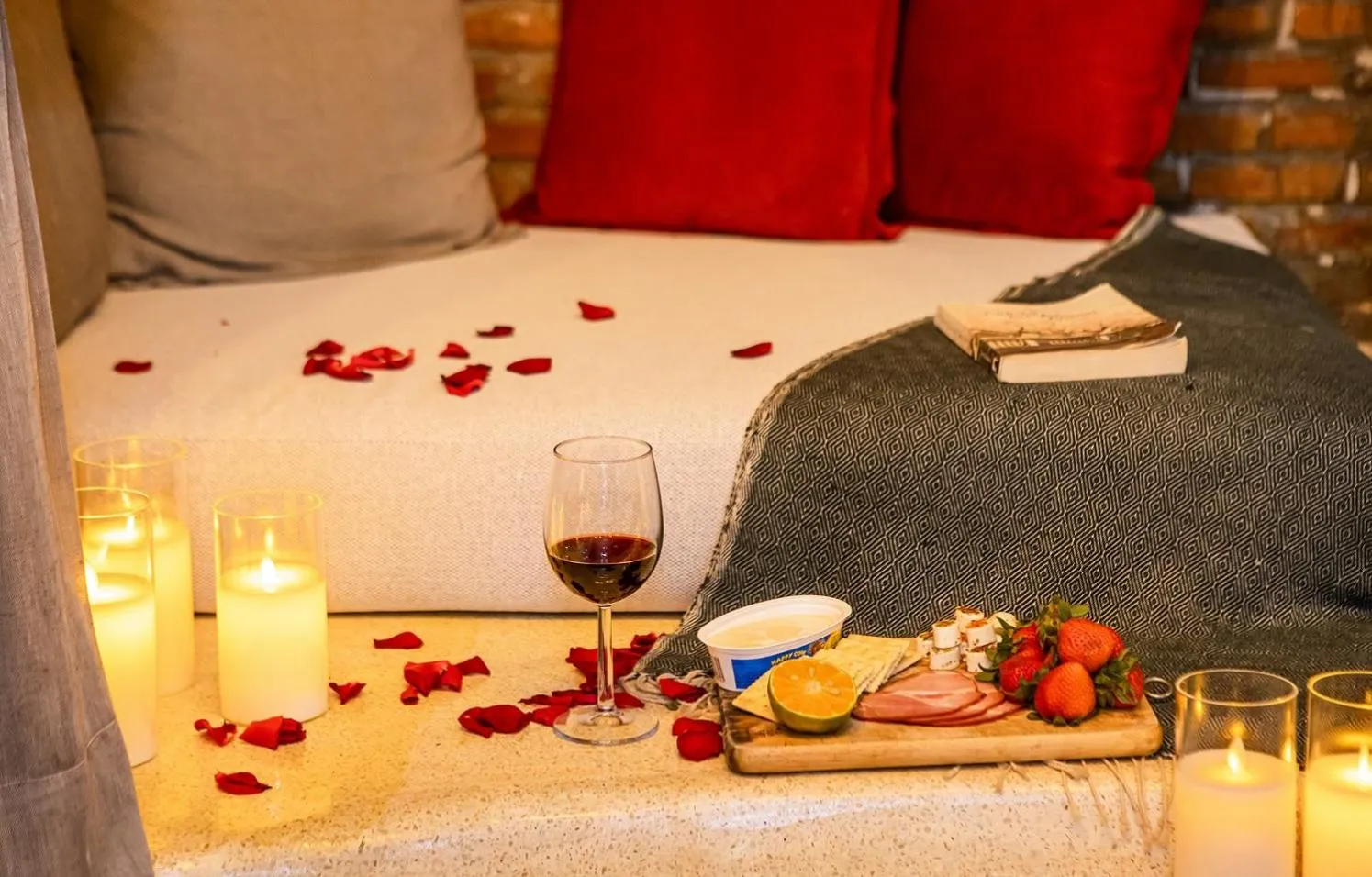 Food, Bed in Cambana d'Angkor Suites