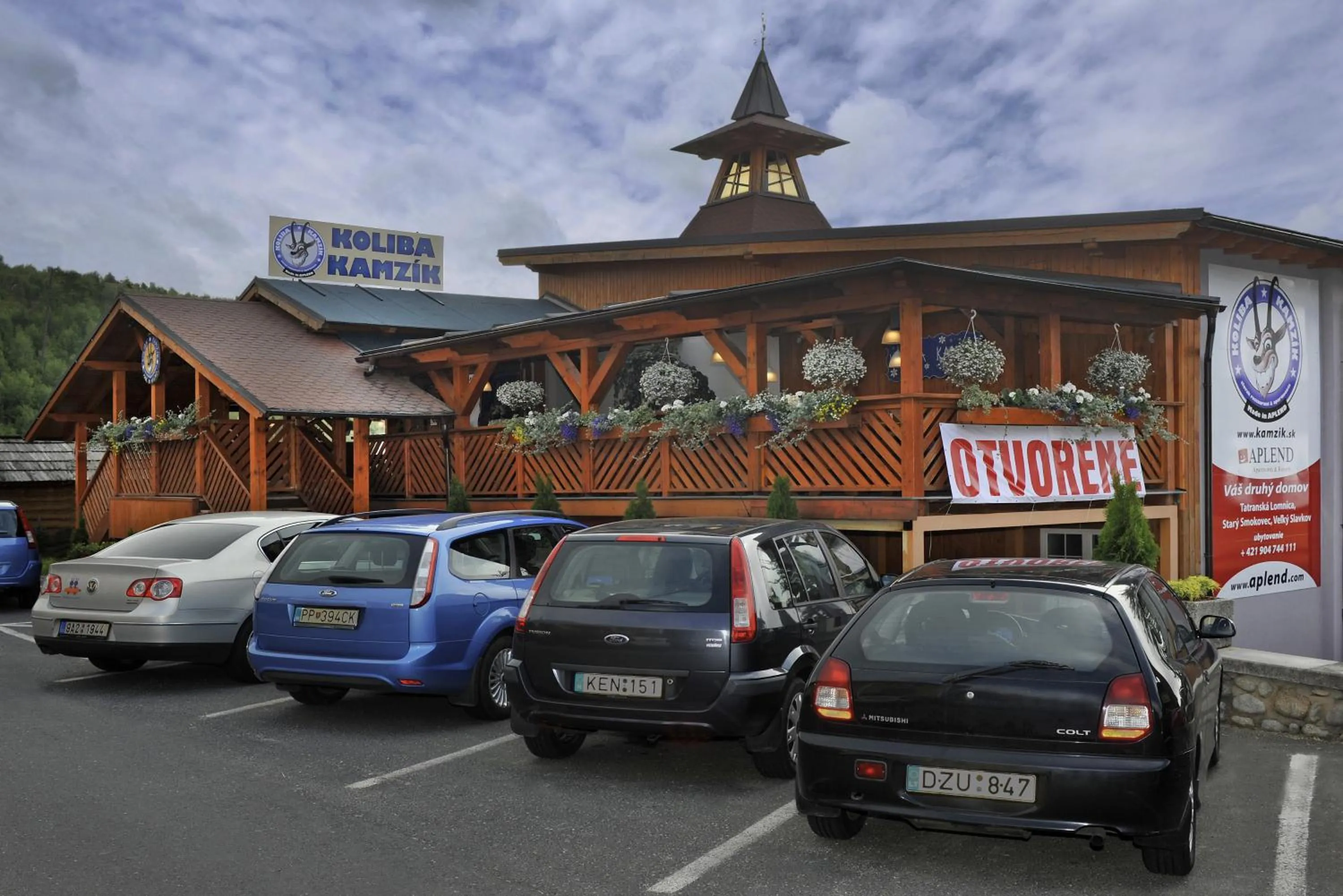 Facade/entrance in APLEND Koliba Kamzík