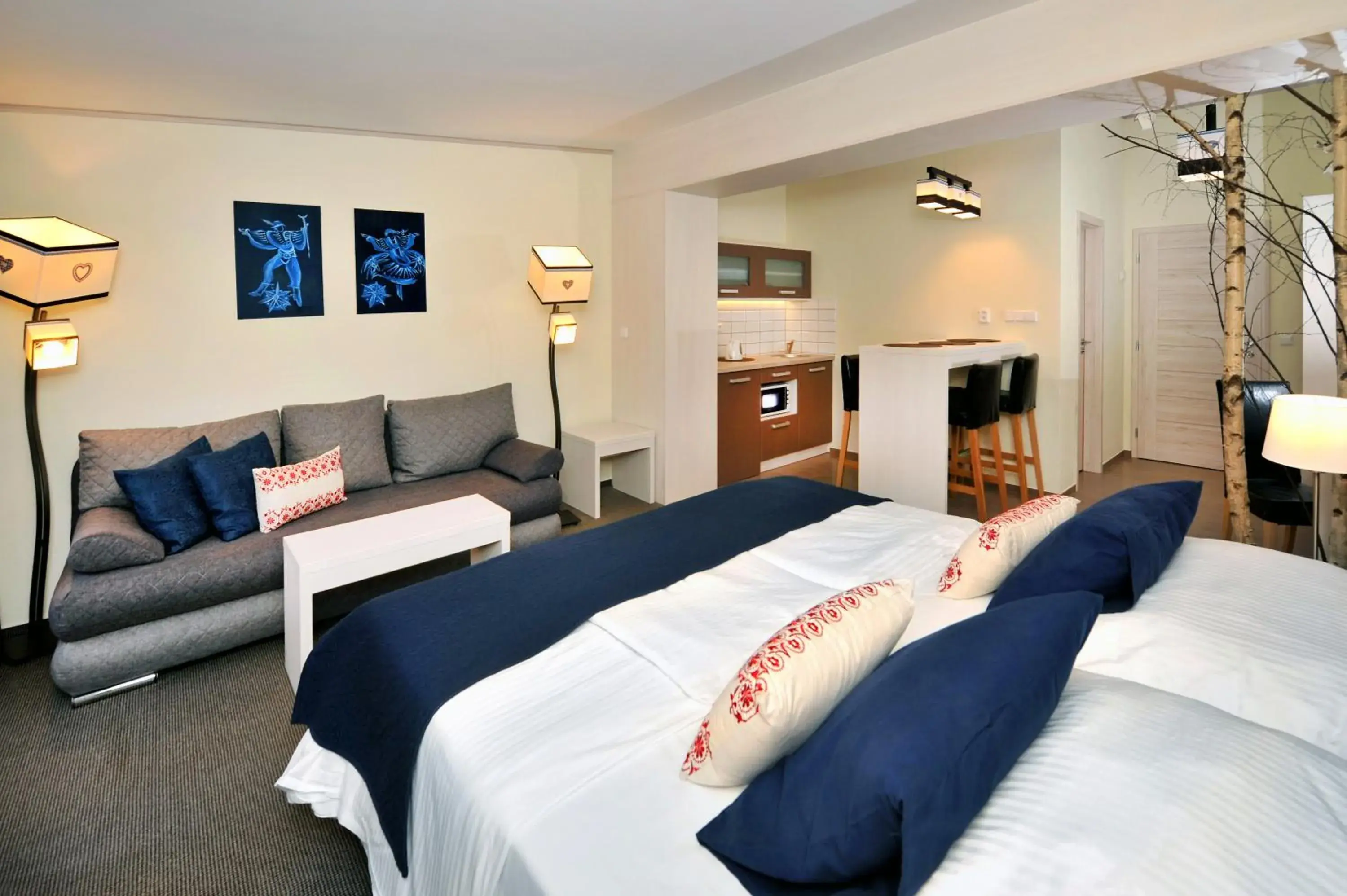 Photo of the whole room, Bed in APLEND Koliba Kamzík Photo of the whole room, Bed in APLEND Koliba Kamzík