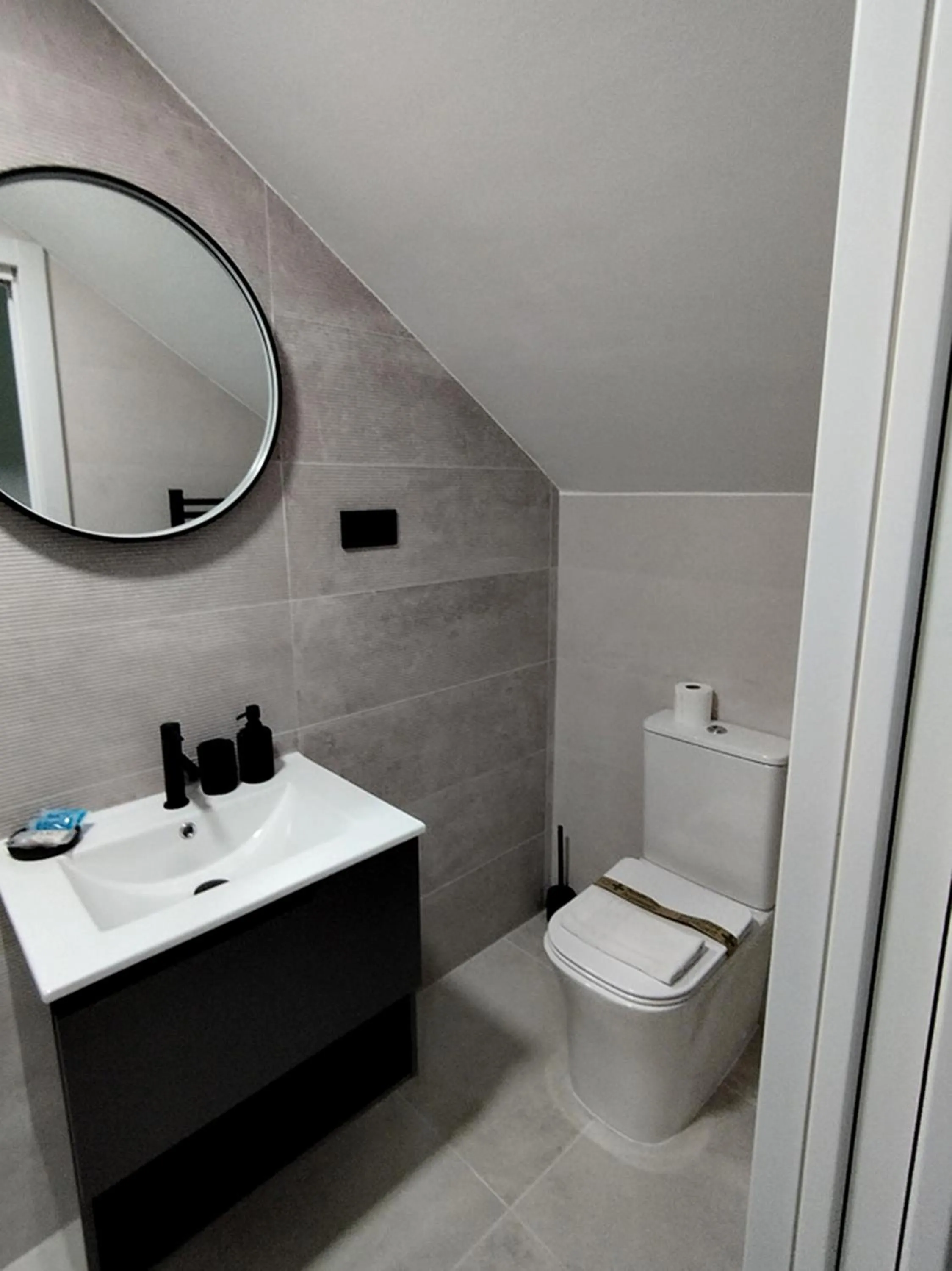 Bathroom in Apartamentos PuntoApart Málaga