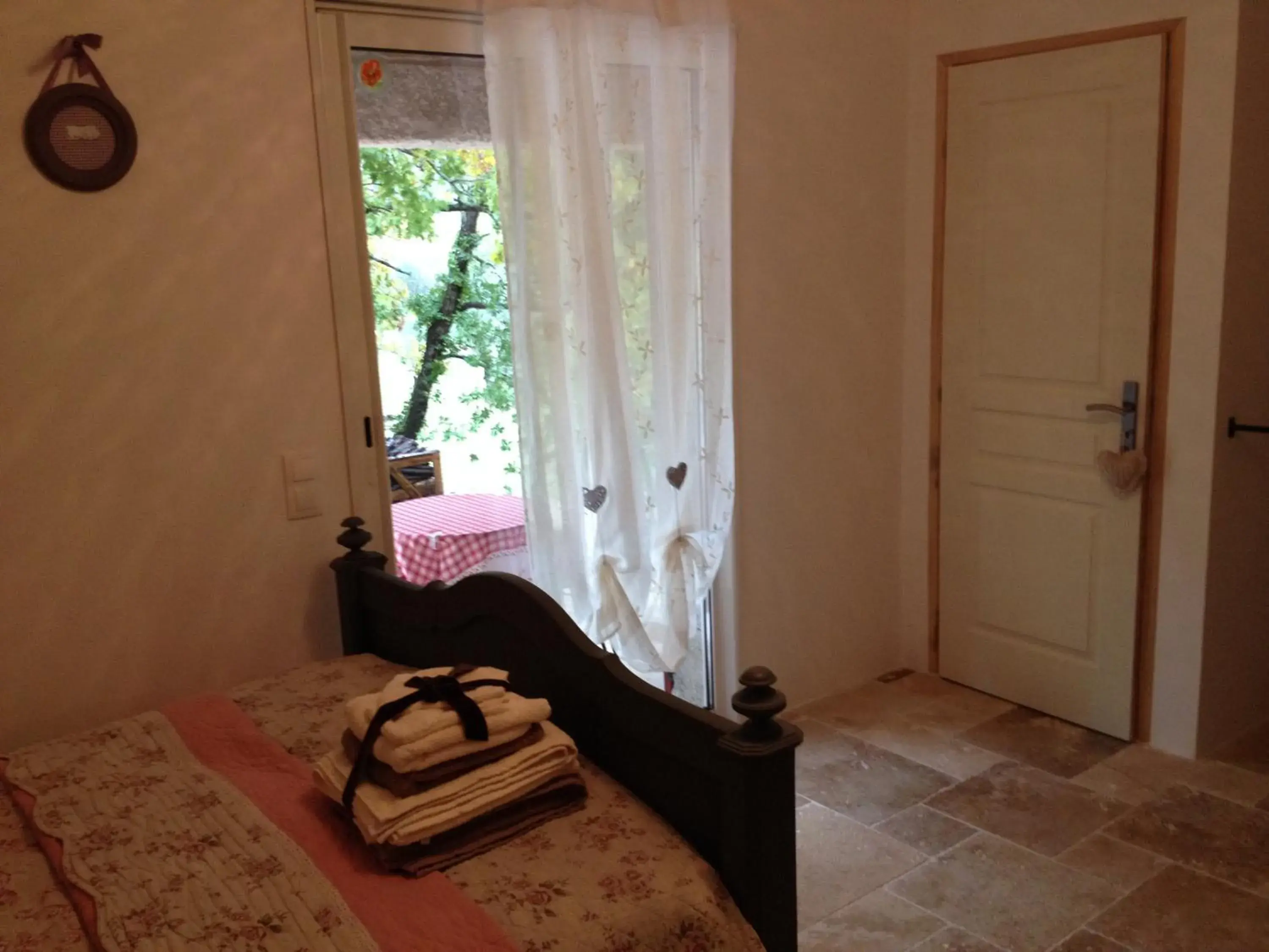 Photo of the whole room, Bed in Mas De Peycavier Photo of the whole room, Bed in Mas De Peycavier