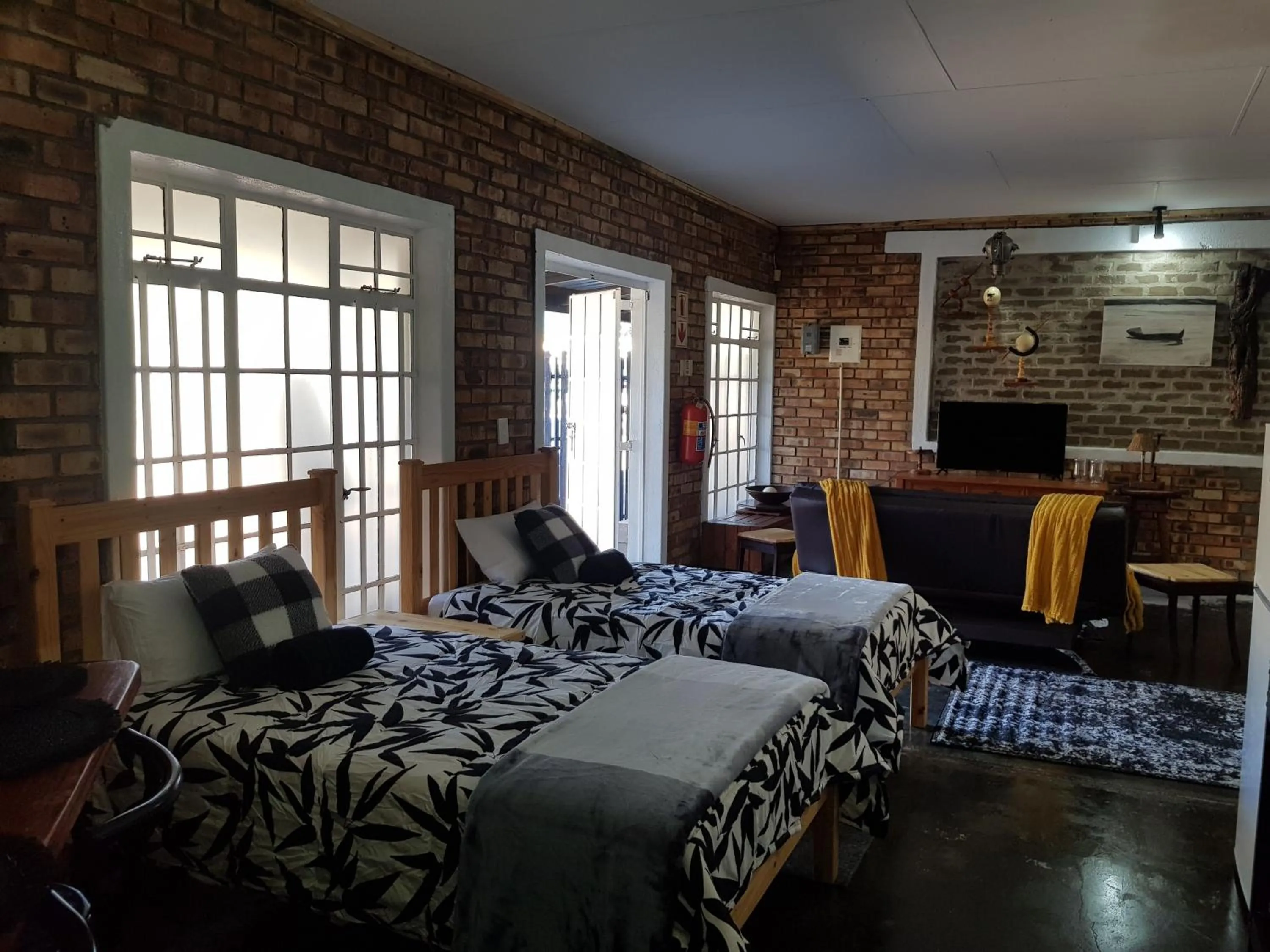 Bed in Havana Nights