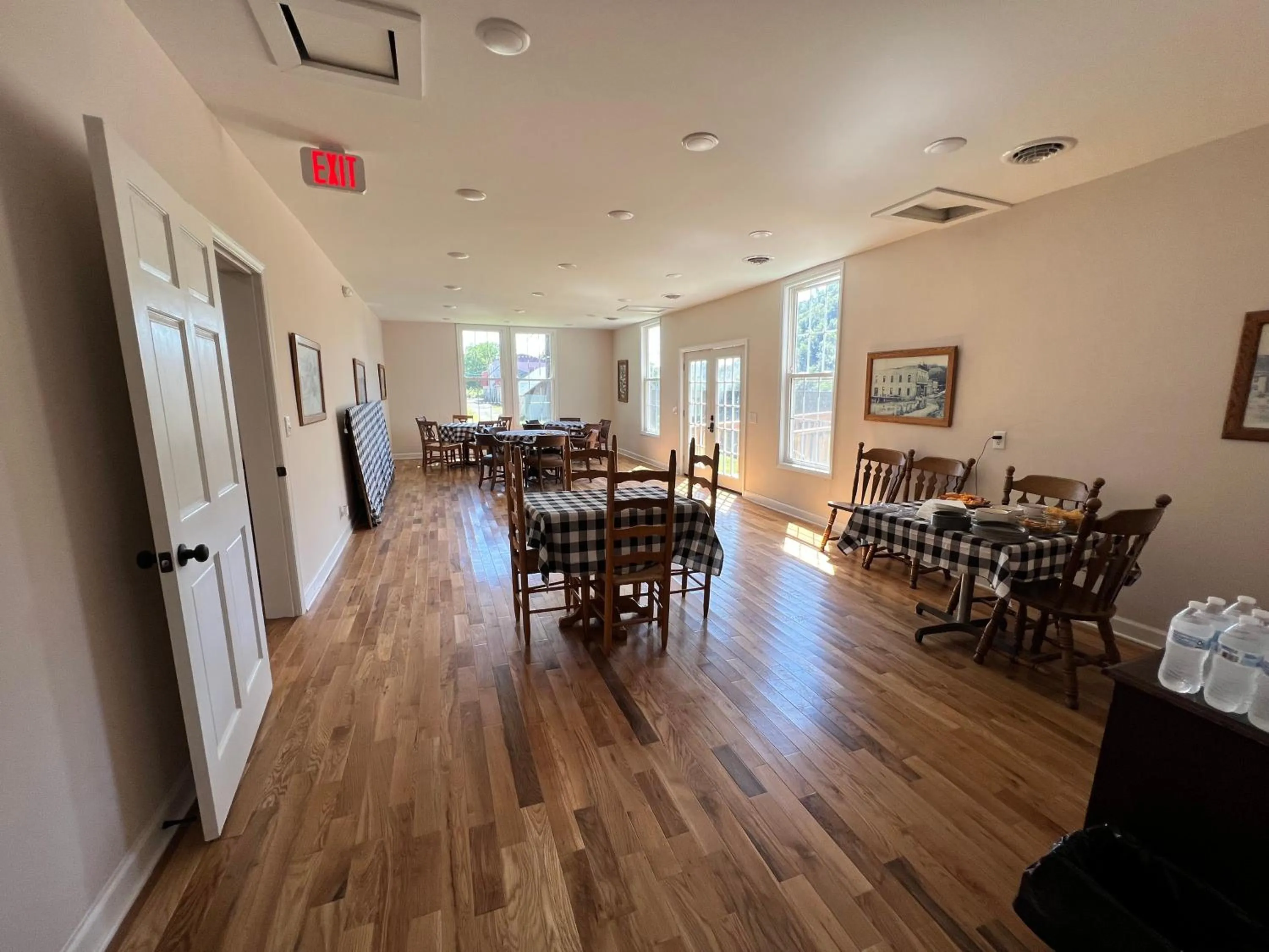 Dining area in The Washington Inn