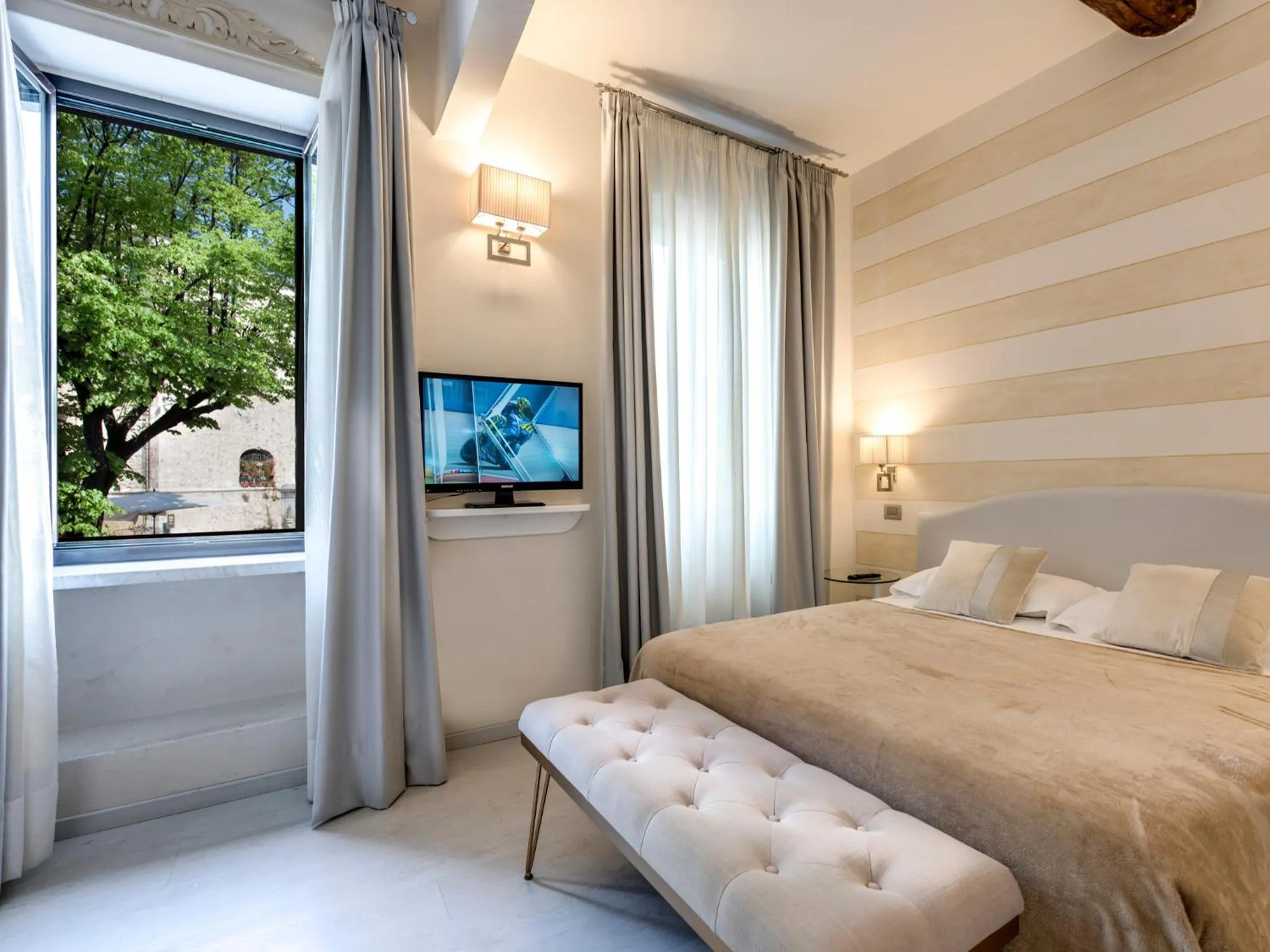 Bedroom, Bed in Hotel Palagi