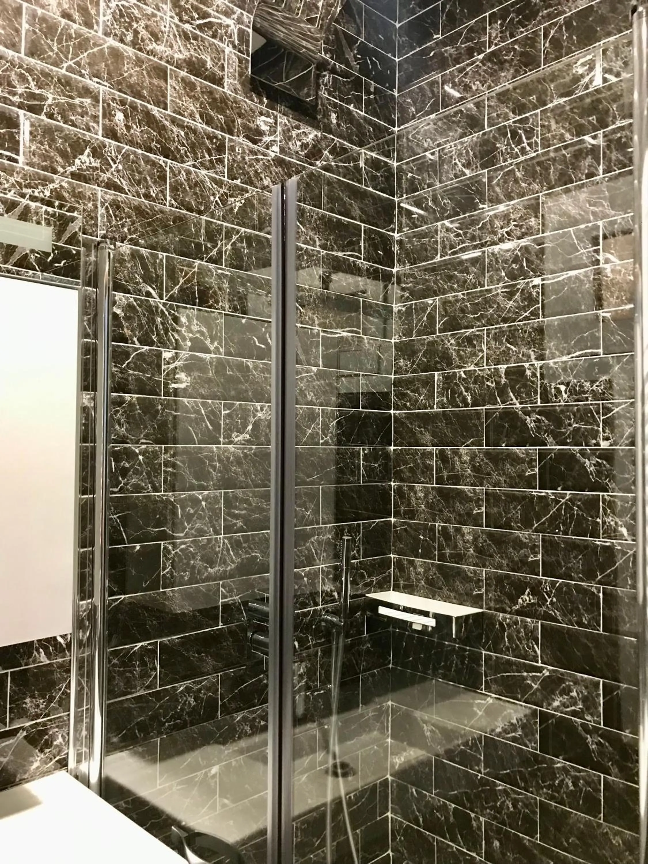 Shower in Residences Saint Pierre