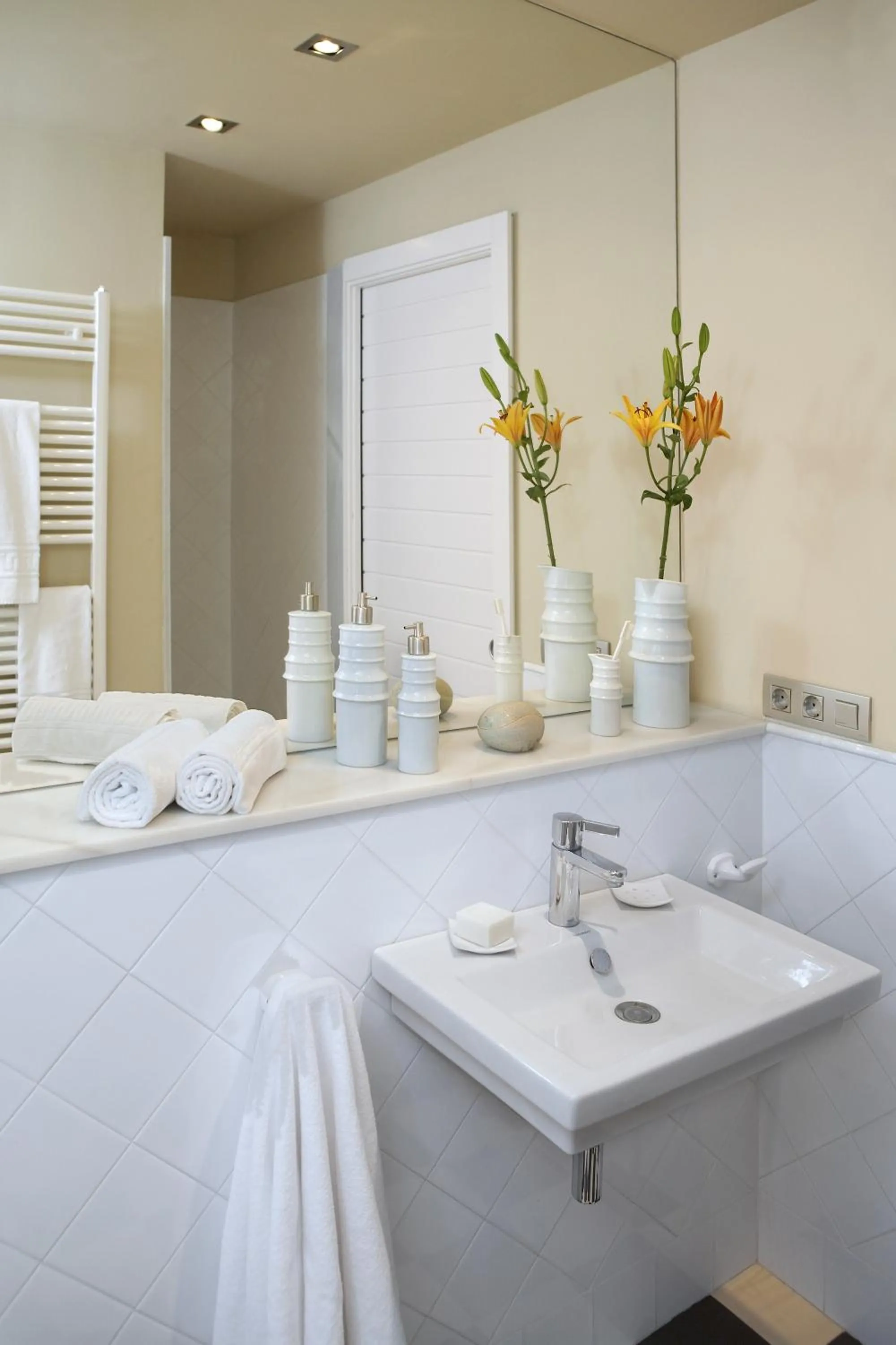 Bathroom in Hotel Mar de Tasmània - Auto Check-in