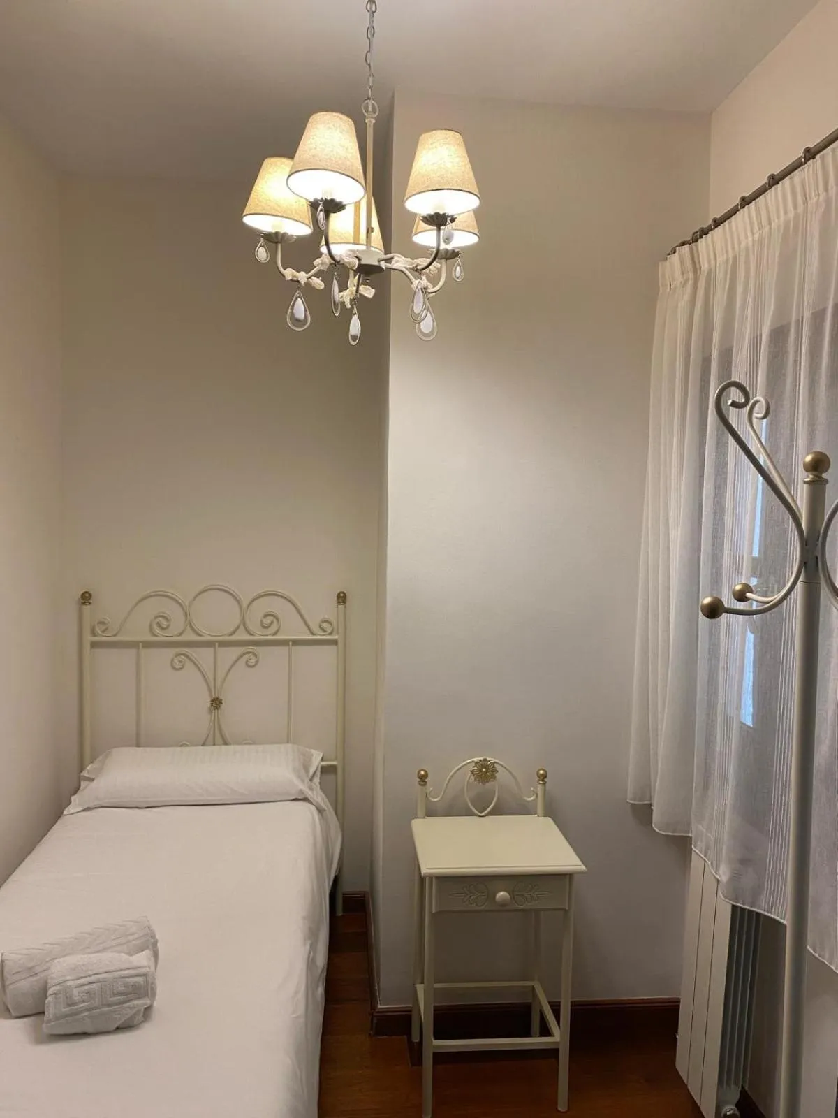 Bedroom, Bed in Suite Comares