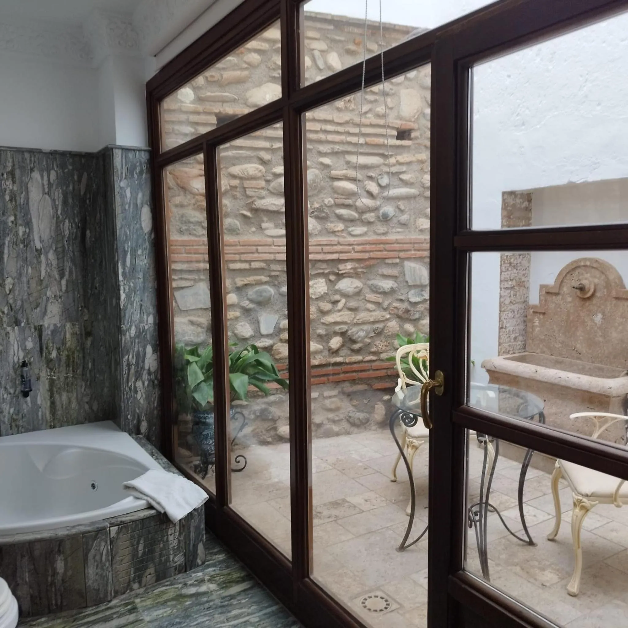 Patio in Suite Comares