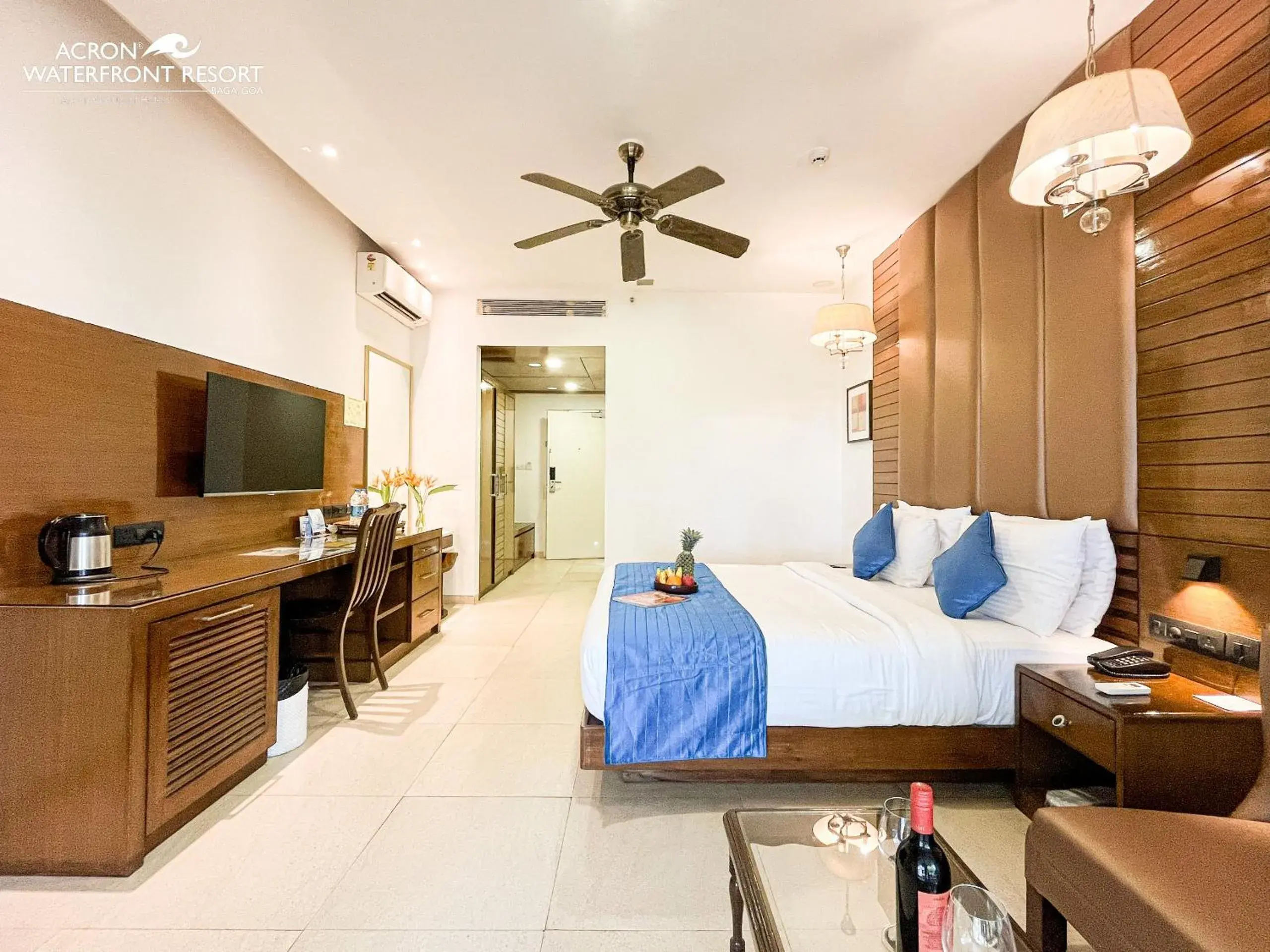 Bed in Acron Waterfront Resort Bed in Acron Waterfront Resort