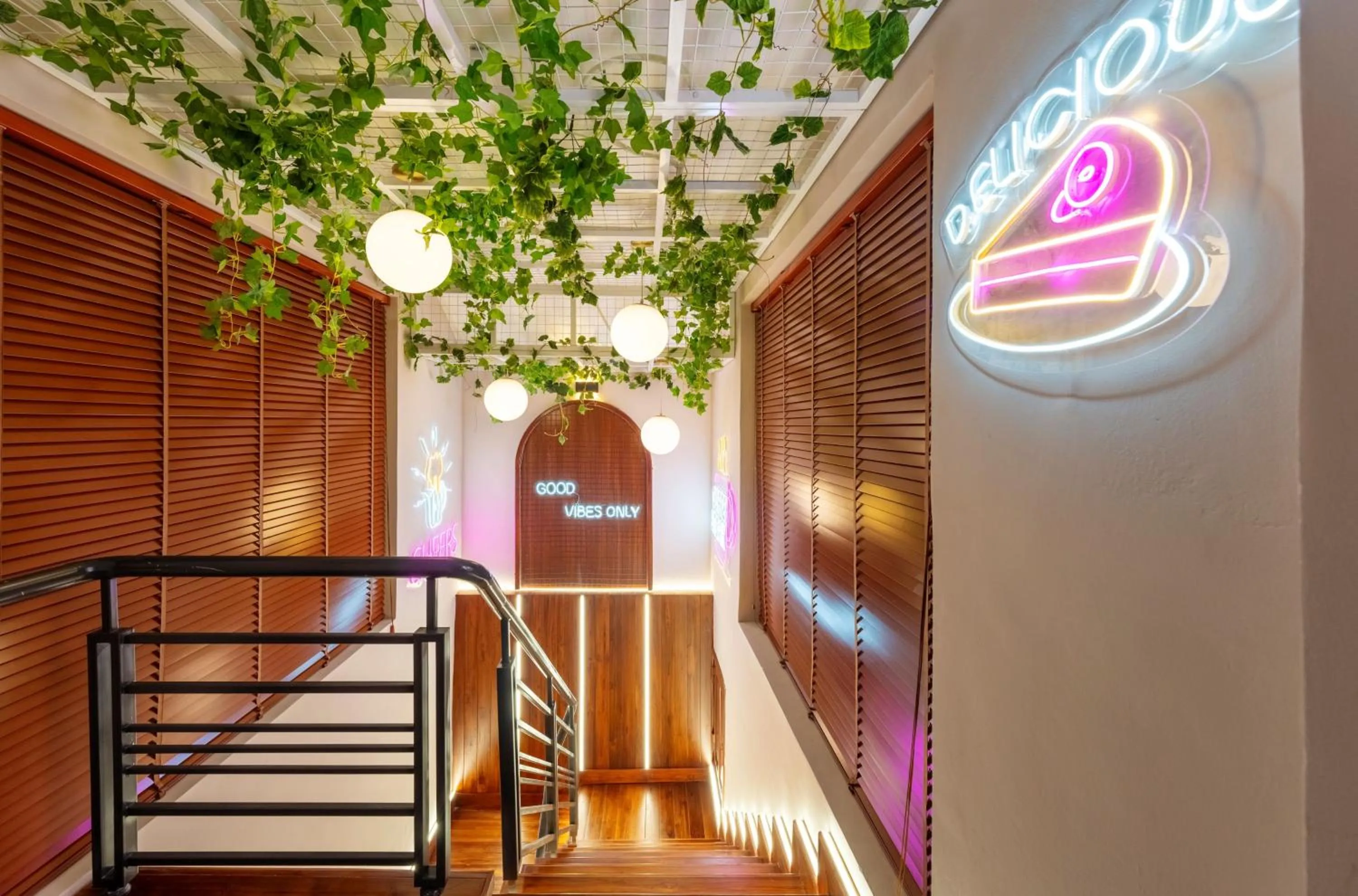 Property logo or sign in Qualia De Hôtel Hoi An - Rooftop Bar City View