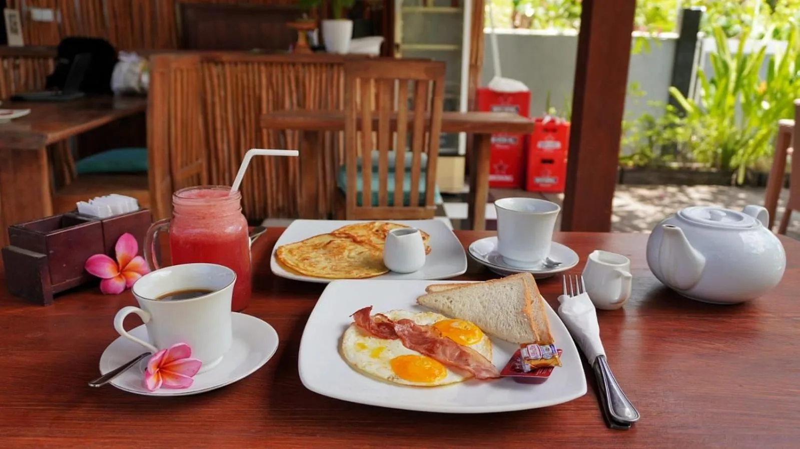 Breakfast in Lembongan Cempaka Villa & Restaurant