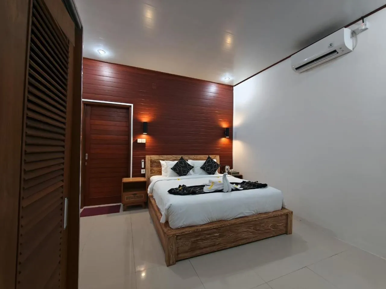 Bed in Lembongan Cempaka Villa & Restaurant