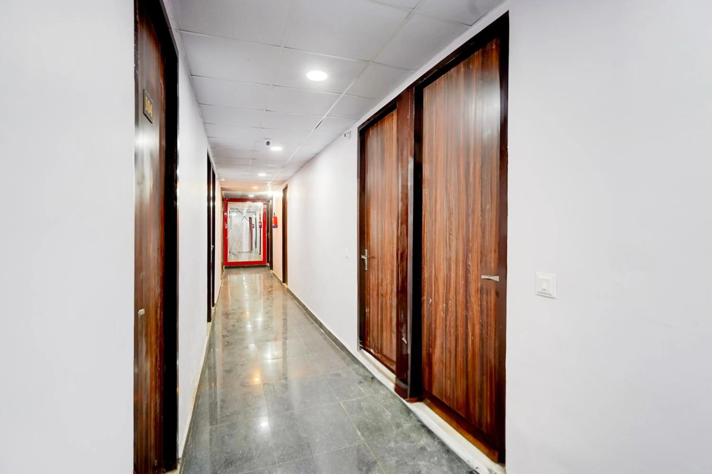 Lobby or reception in Hotel O Crystal Inn