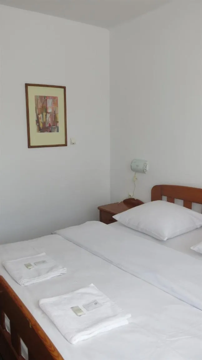Comfort Triple Room in Apart' otel 23