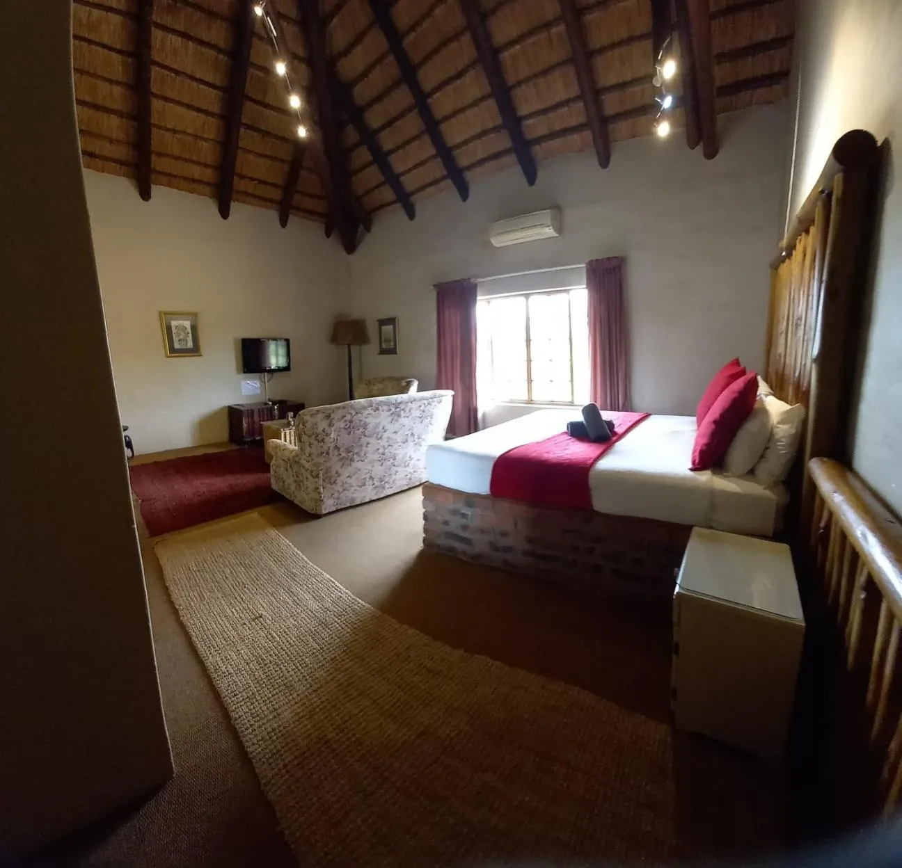 Bedroom, Bed in Ascot Bush Lodge