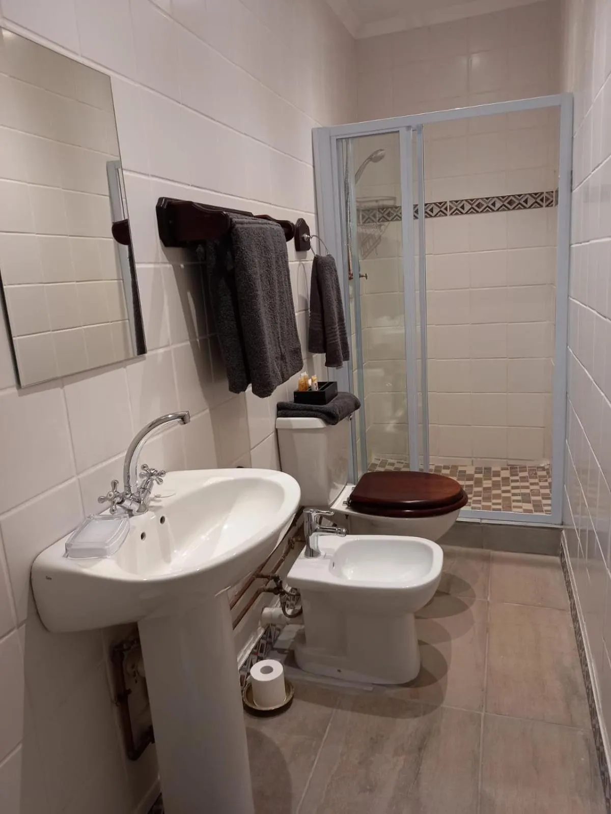 Bathroom in Ascot Bush Lodge