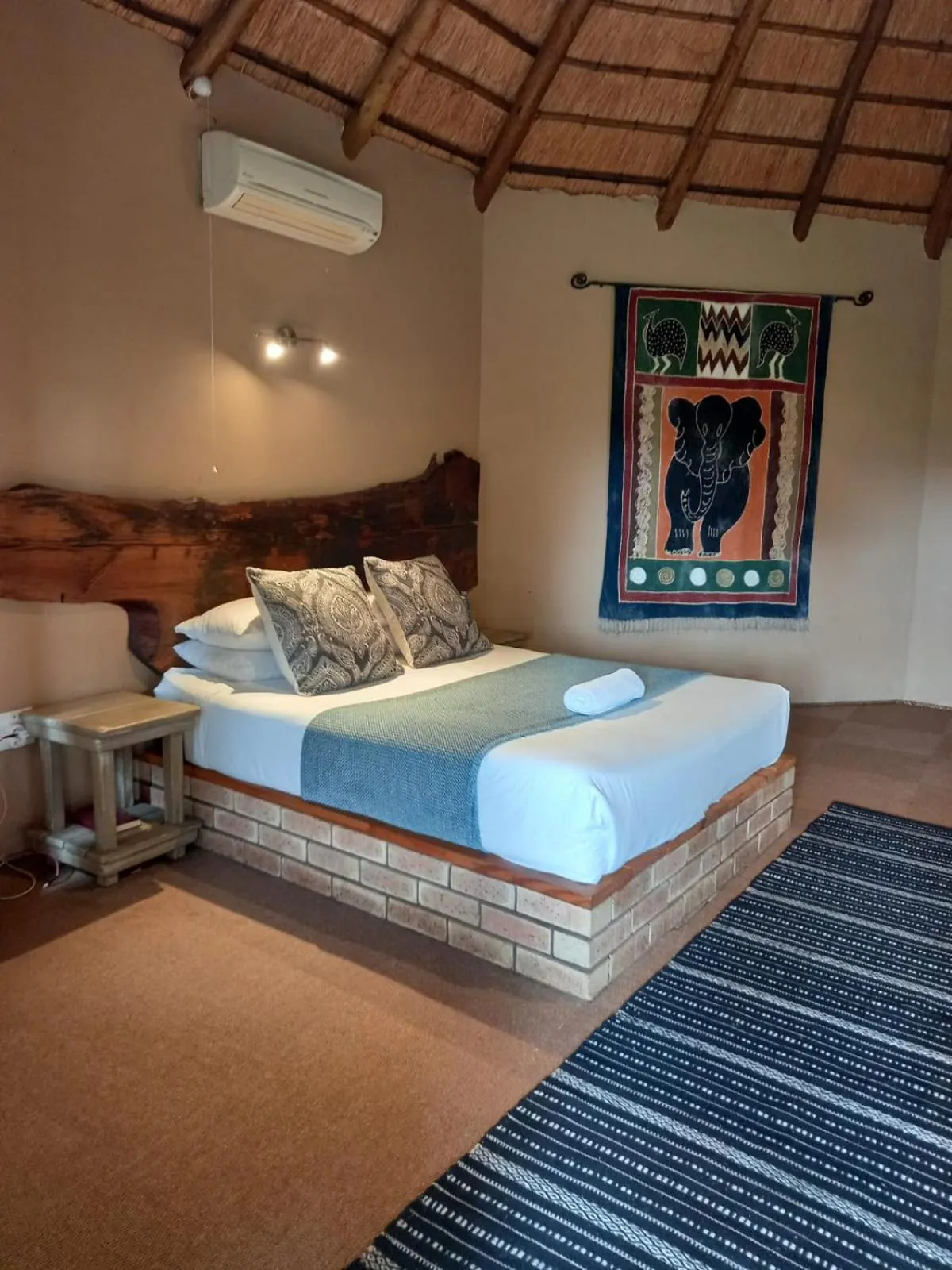 Bed in Ascot Bush Lodge