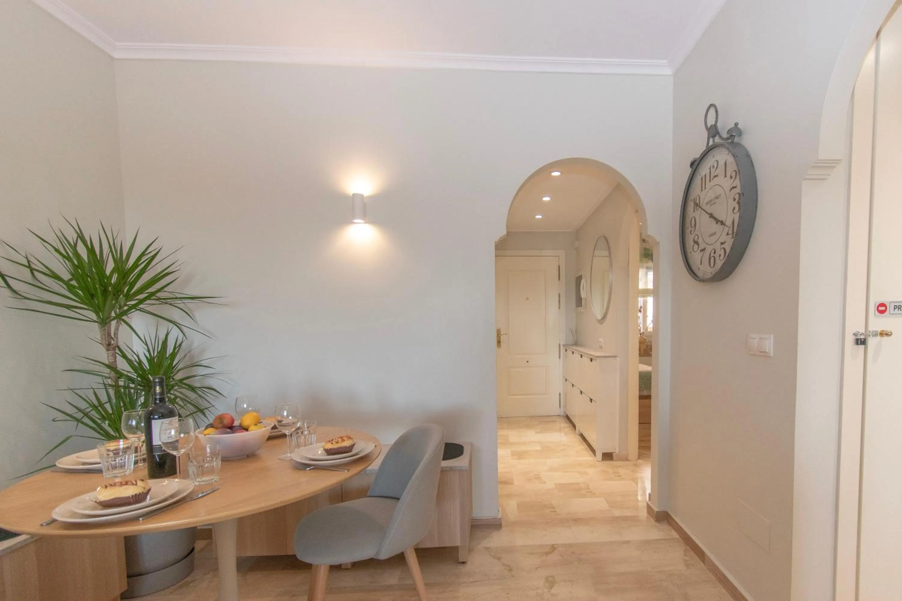 Dining area in Paraiso De Riviera - Happy Rentals