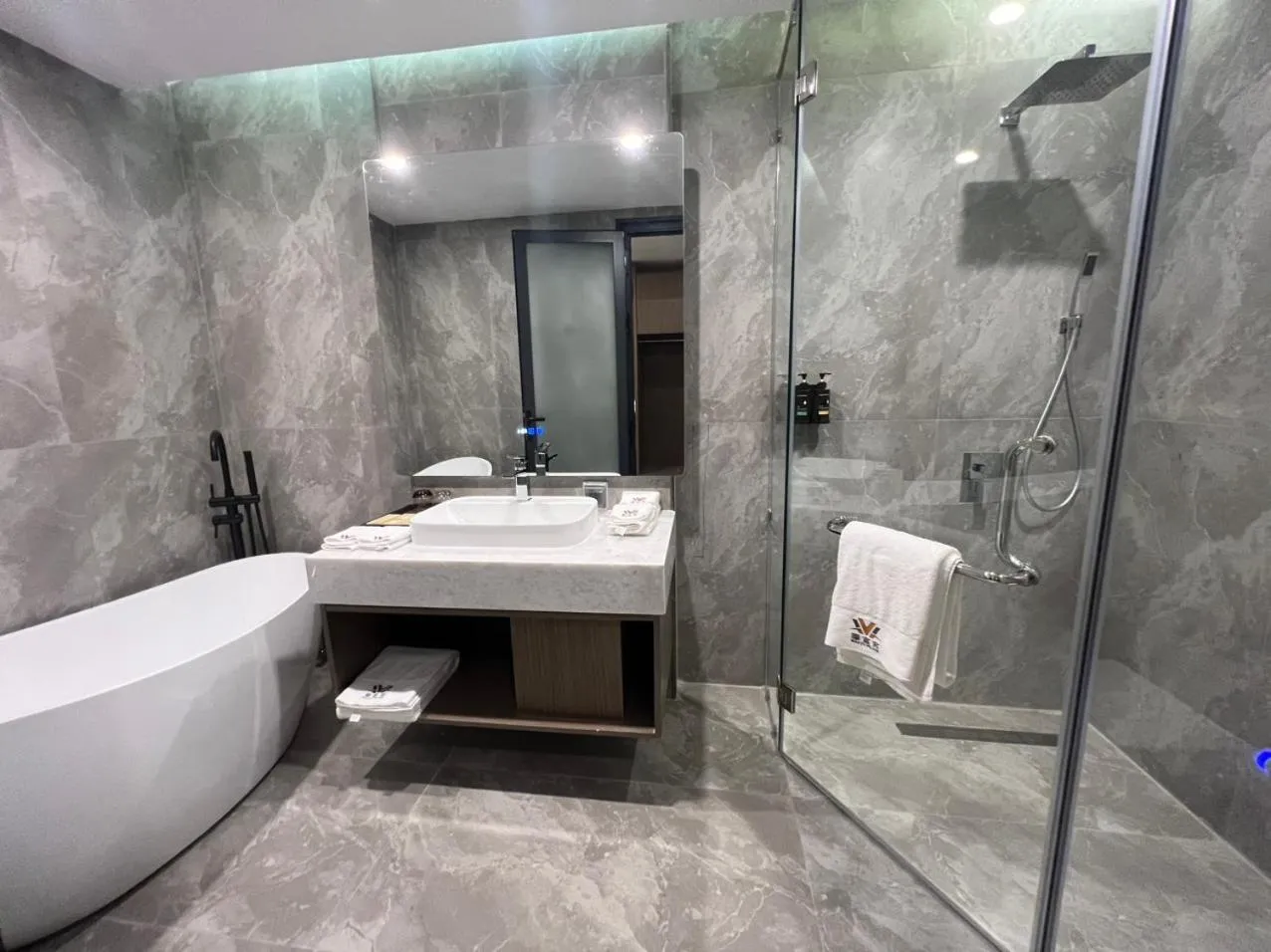 Toilet in Wah Fu Hotel