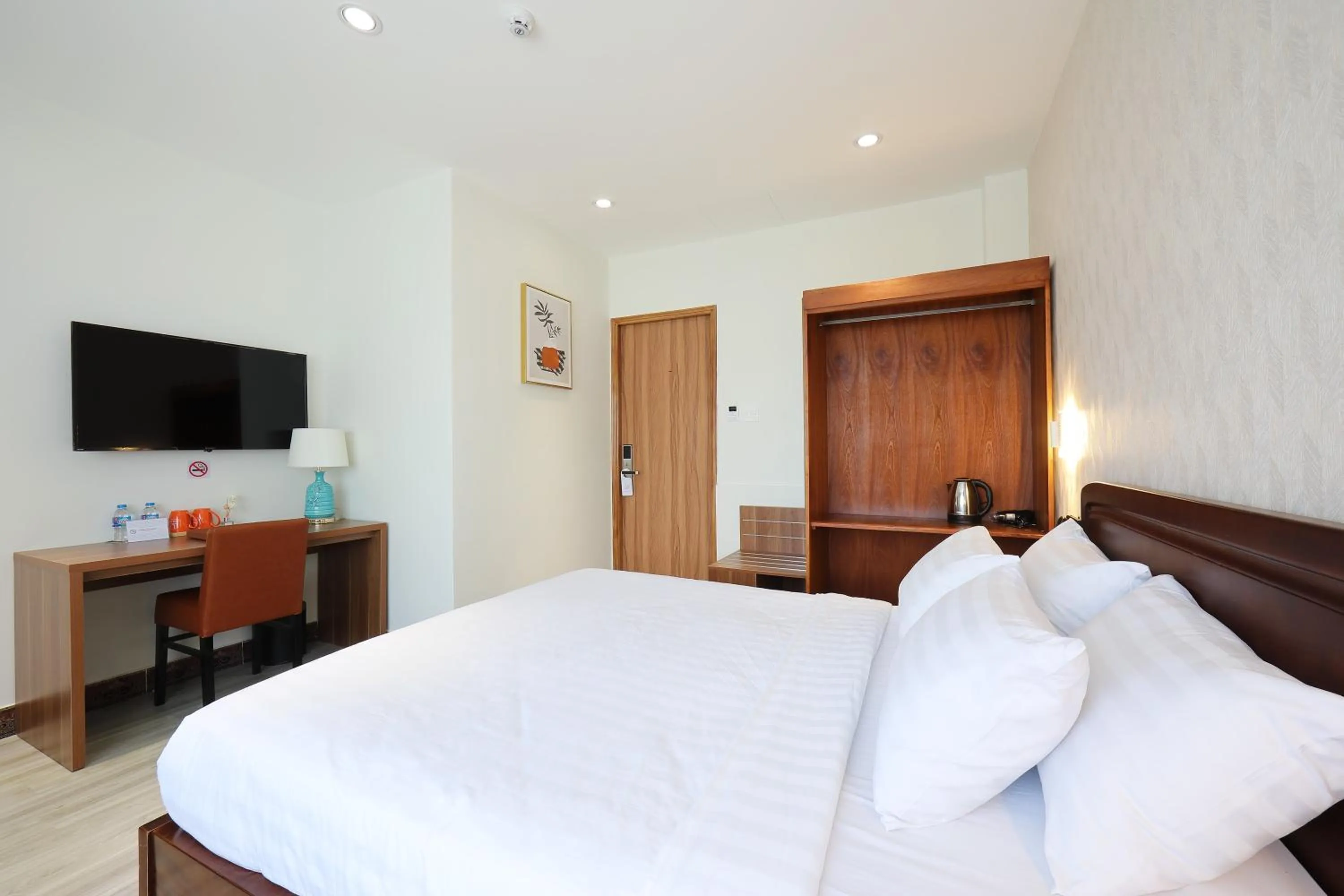 Bedroom, Bed in Lanura Saigon Boutique Hotel