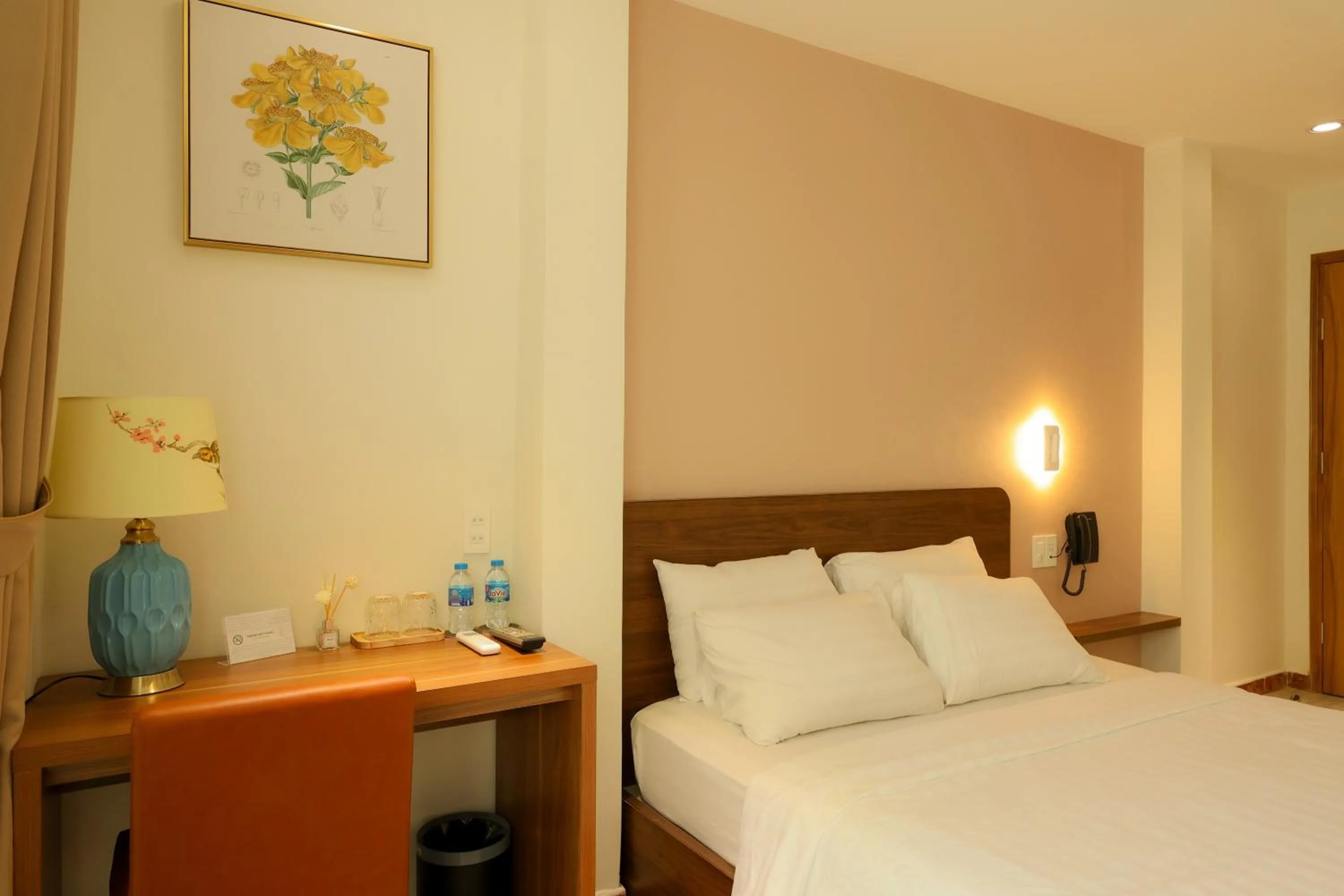 Bedroom, Bed in Lanura Saigon Boutique Hotel