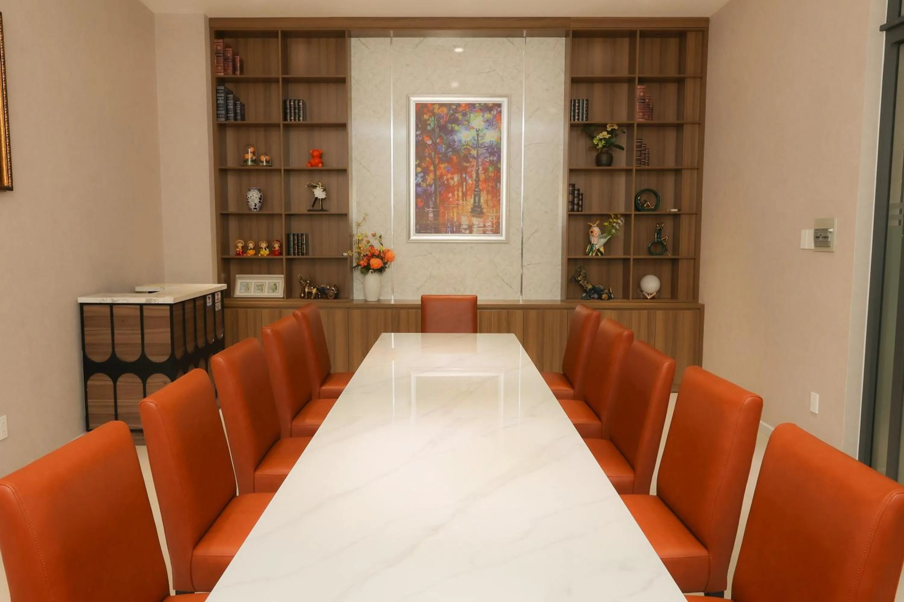 Business facilities in Lanura Saigon Boutique Hotel