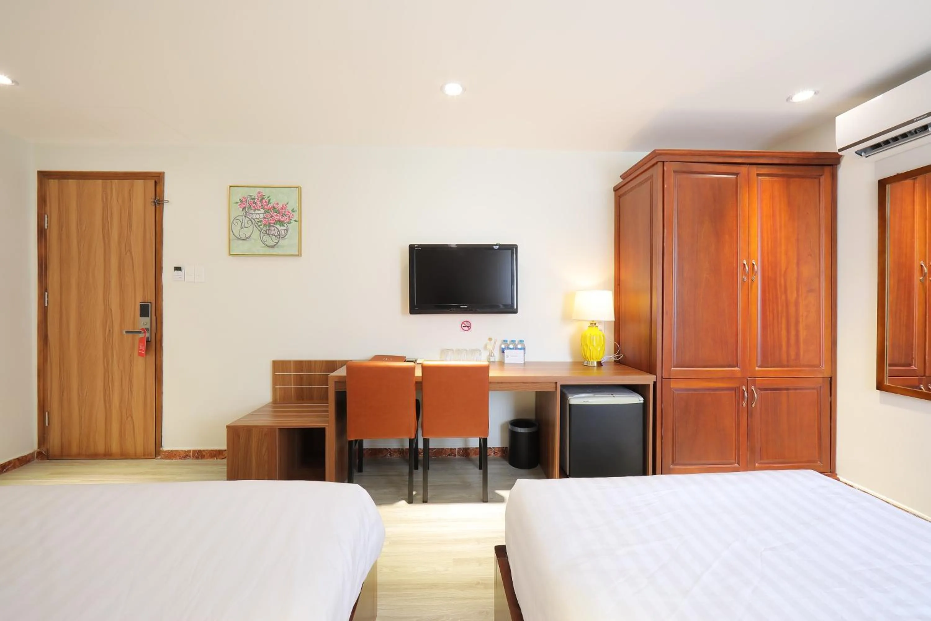 Bedroom, Bed in Lanura Saigon Boutique Hotel