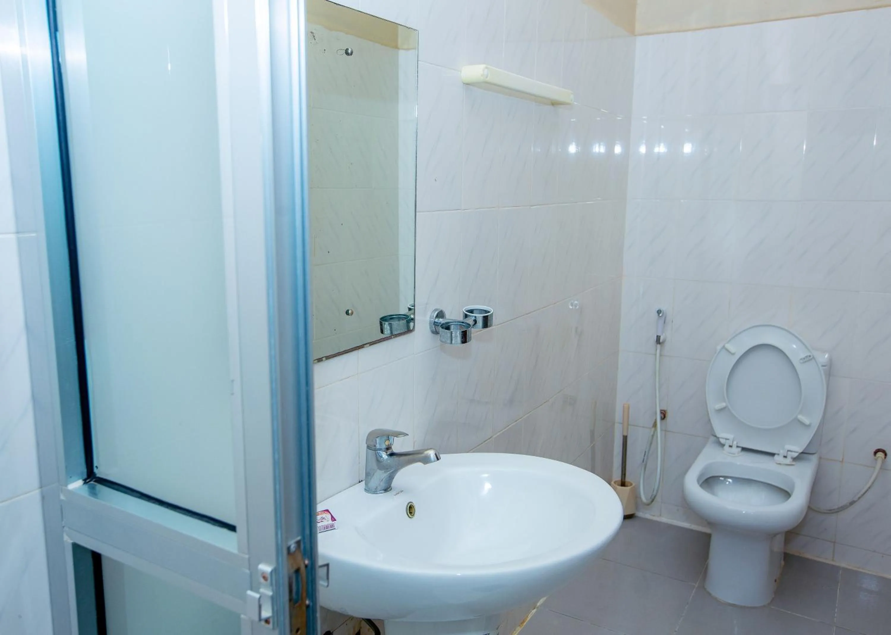 Bathroom in KAYS LODGE