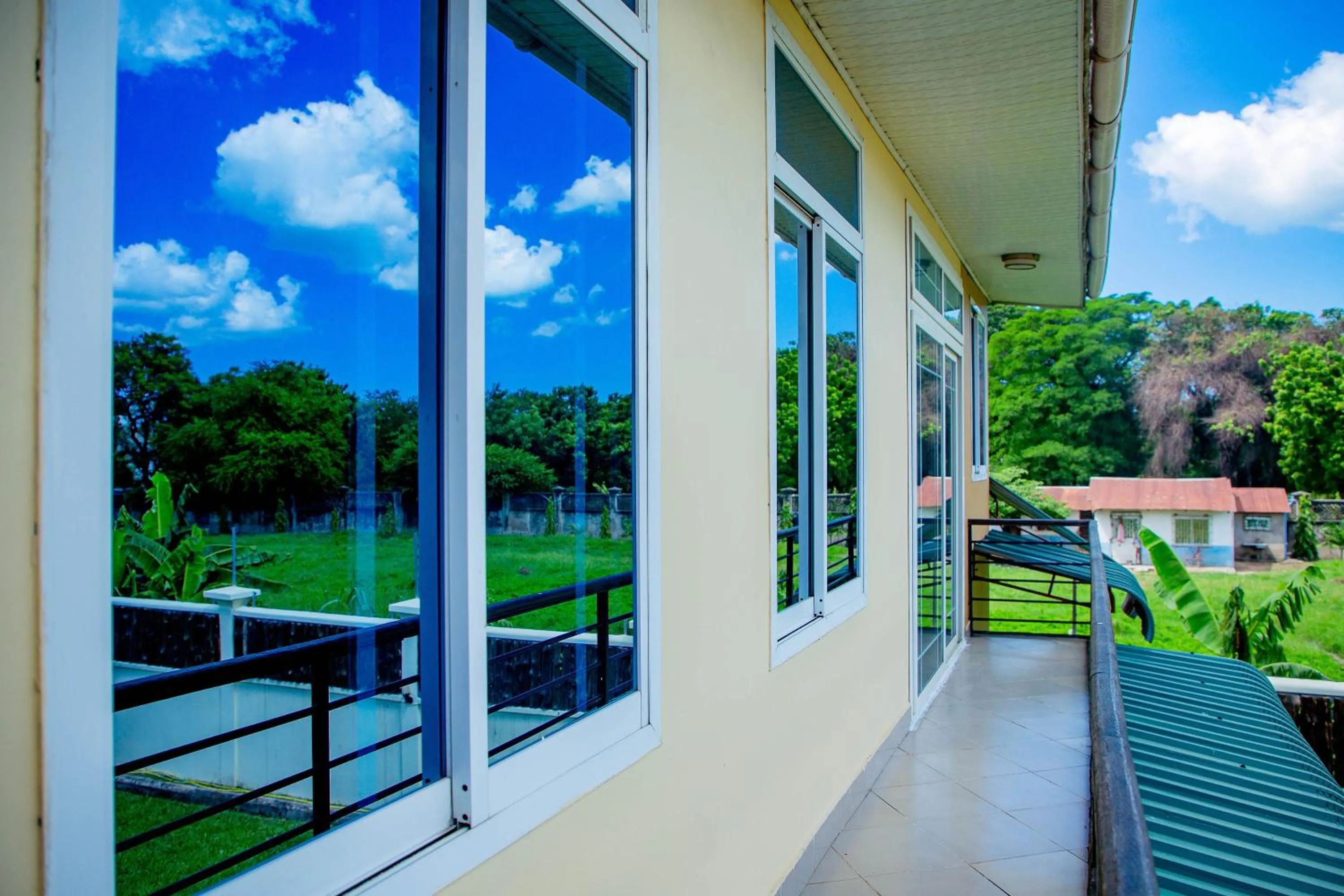 Balcony/Terrace in KAYS LODGE