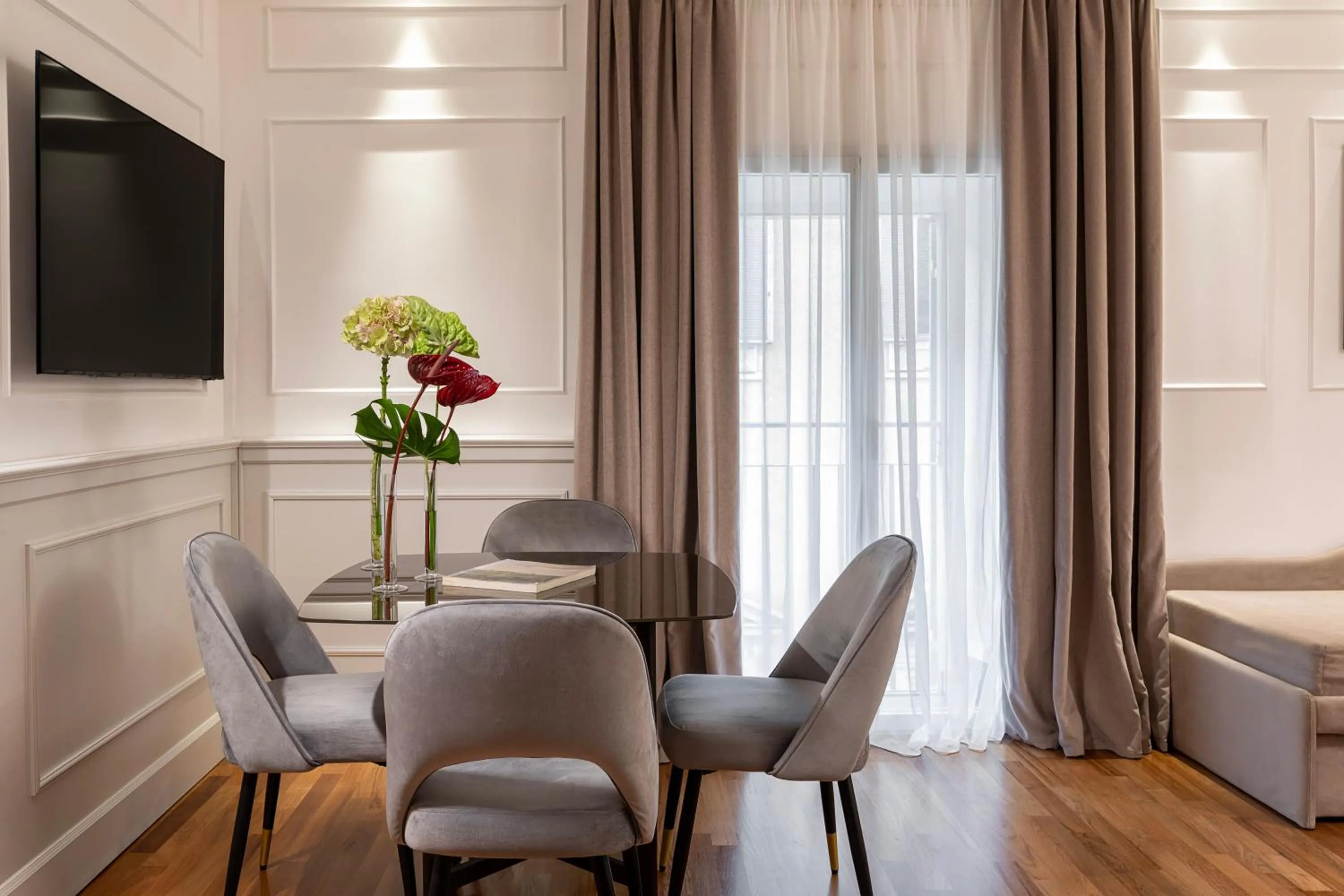 Seating area in Palazzo Goldoni Condotti Collection