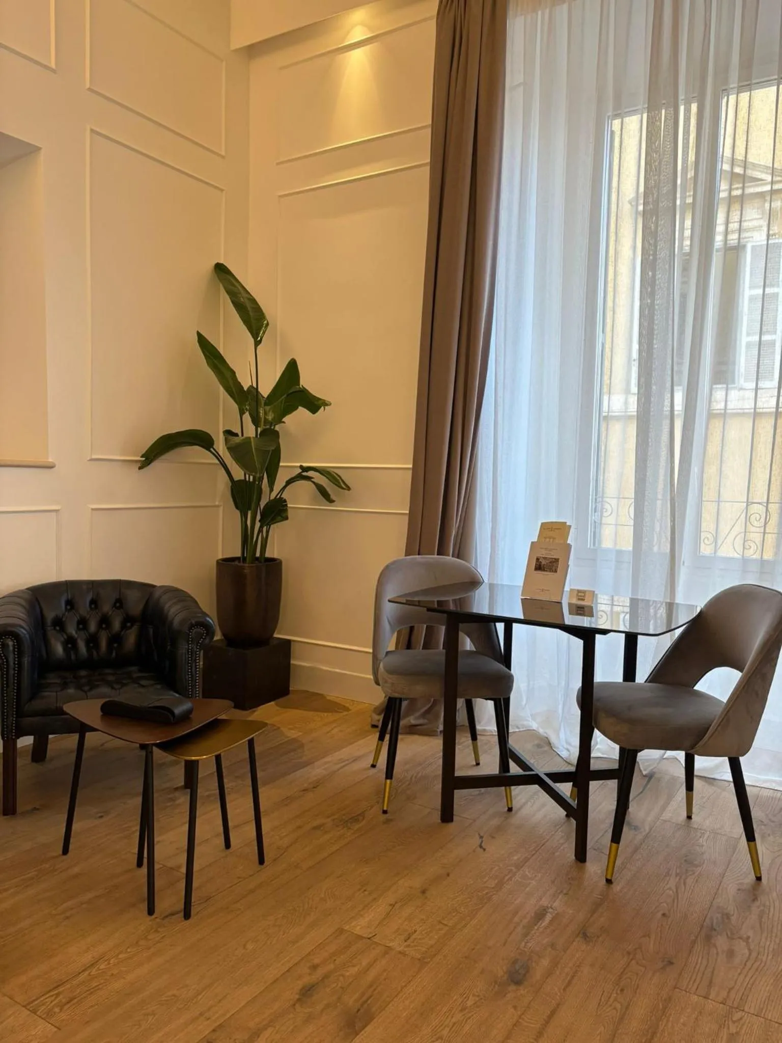 Living room in Palazzo Goldoni Condotti Collection