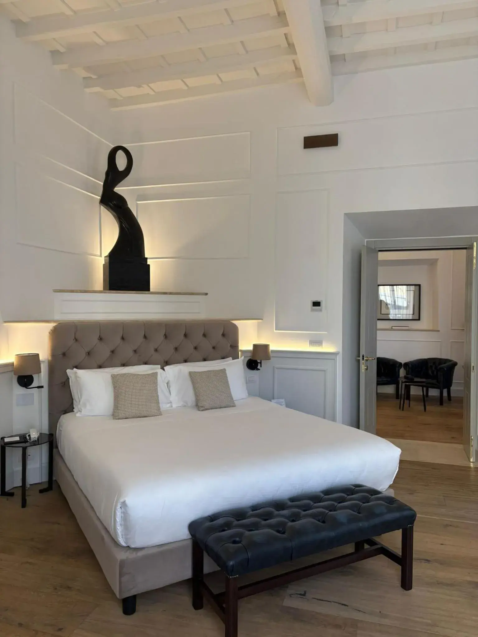 Presidential Suite in Palazzo Goldoni Condotti Collection Presidential Suite in Palazzo Goldoni Condotti Collection