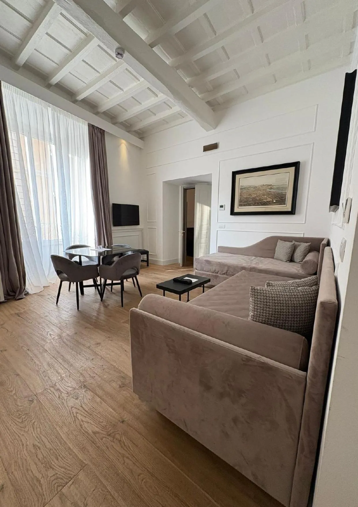Living room in Palazzo Goldoni Condotti Collection