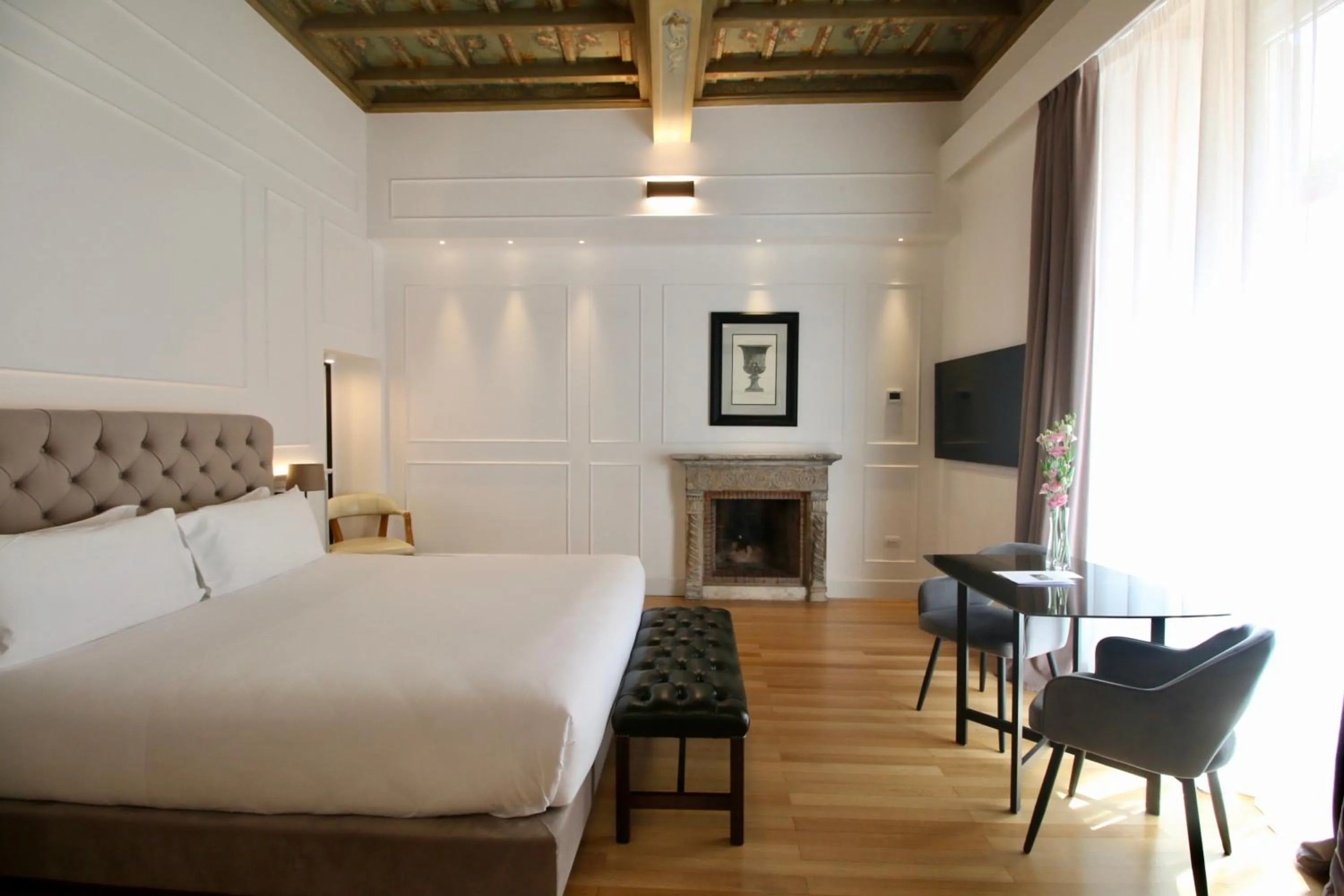 Bedroom, Bed in Palazzo Goldoni Condotti Collection